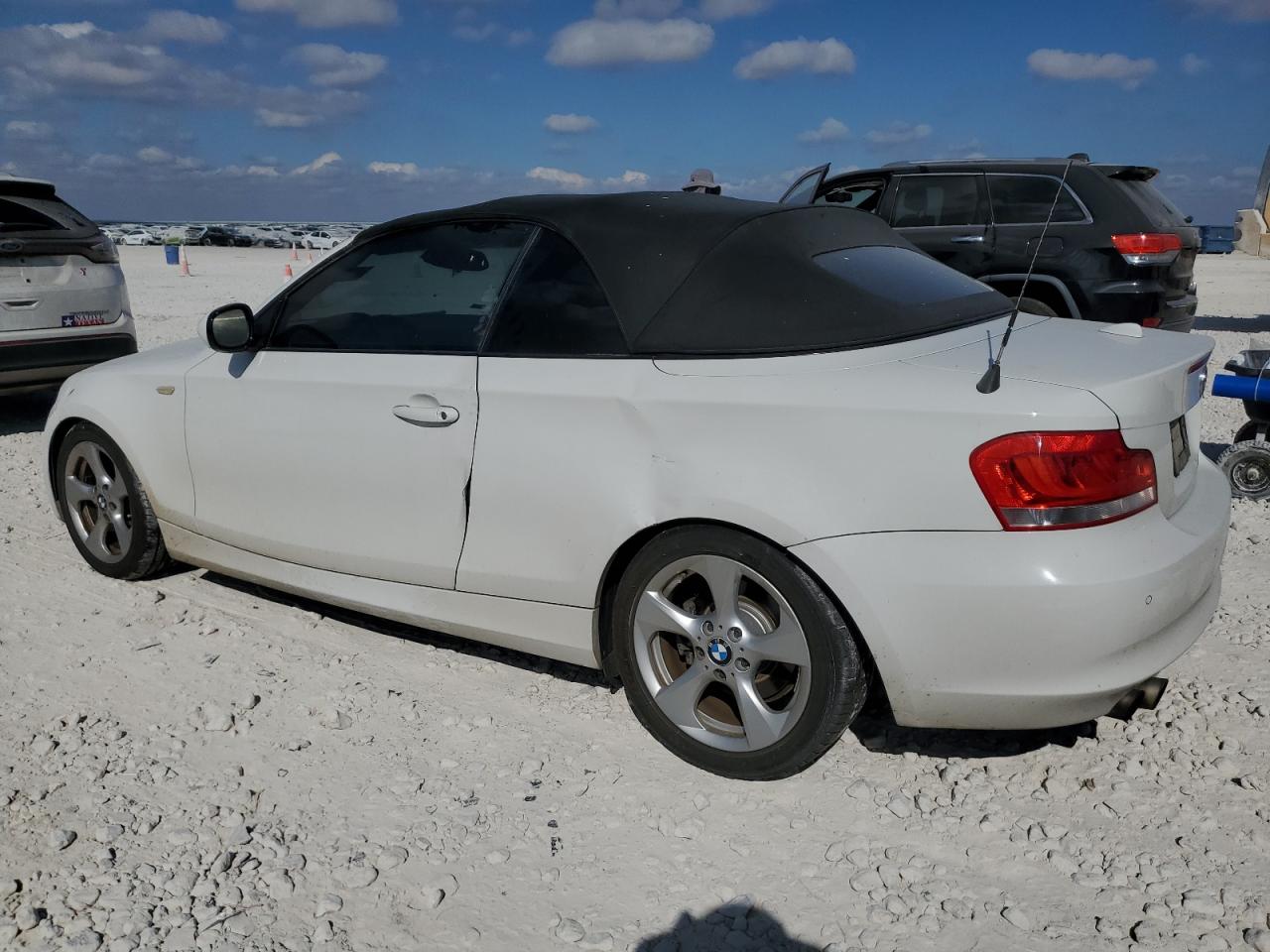 2012 Bmw 128 I White vin: WBAUL7C53CVM82735
