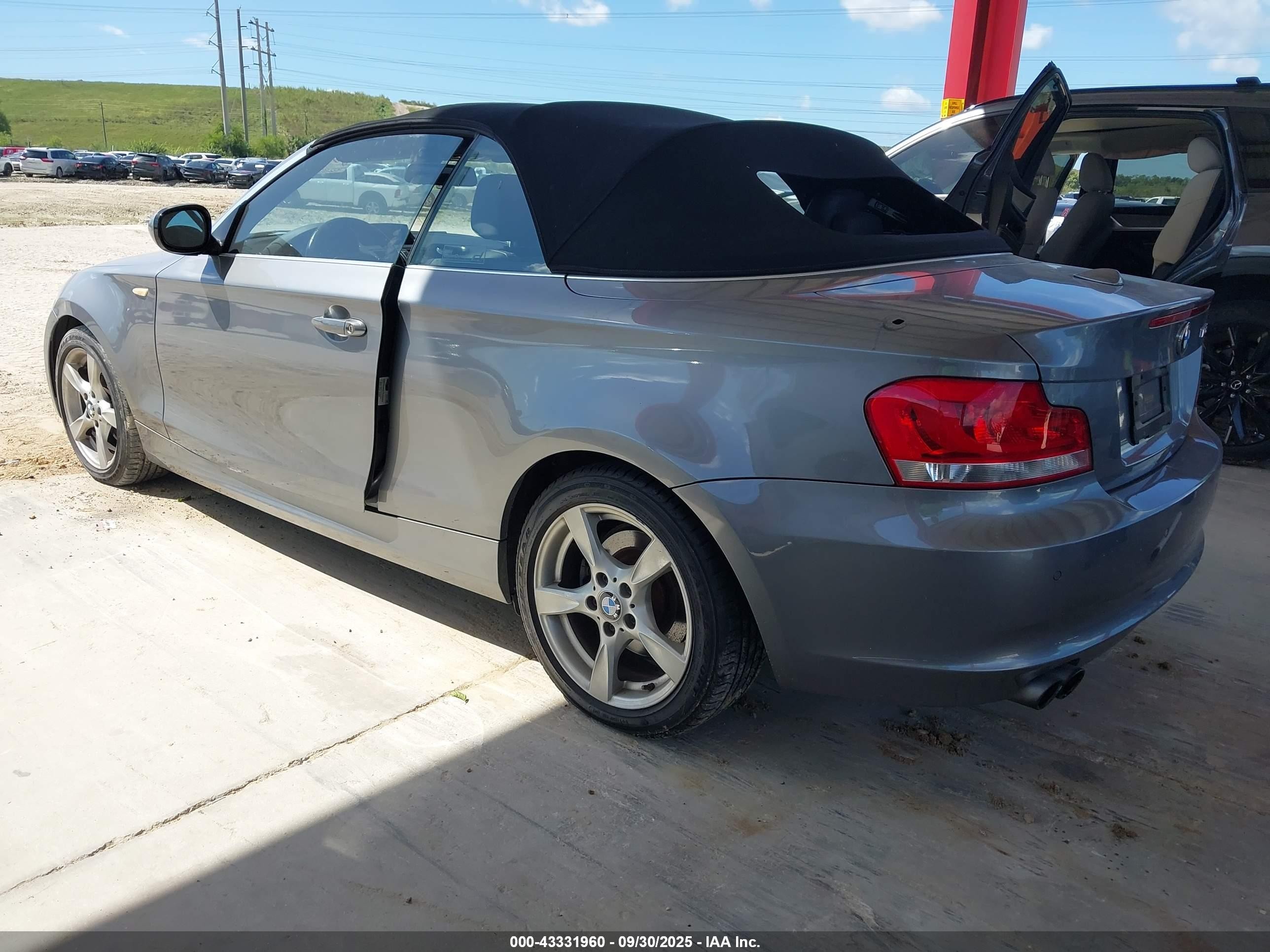 2012 Bmw 128i   Gray vin: WBAUL7C53CVM83500