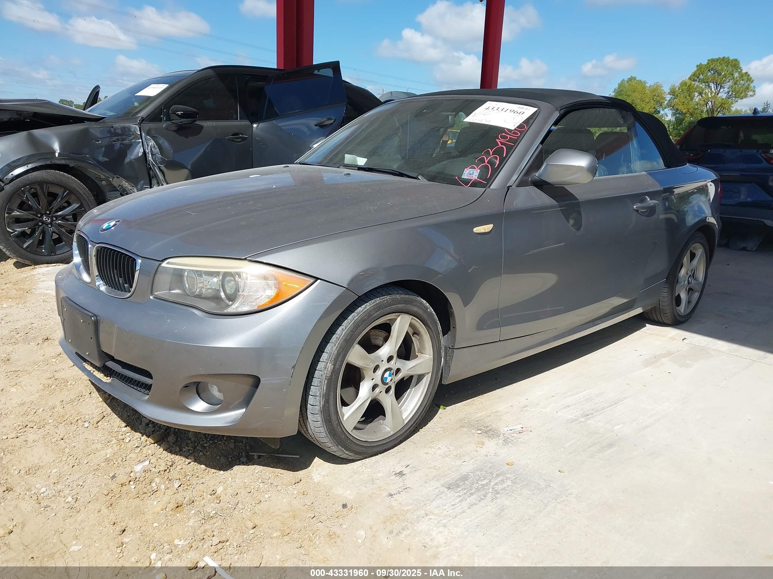 2012 Bmw 128i   Gray vin: WBAUL7C53CVM83500