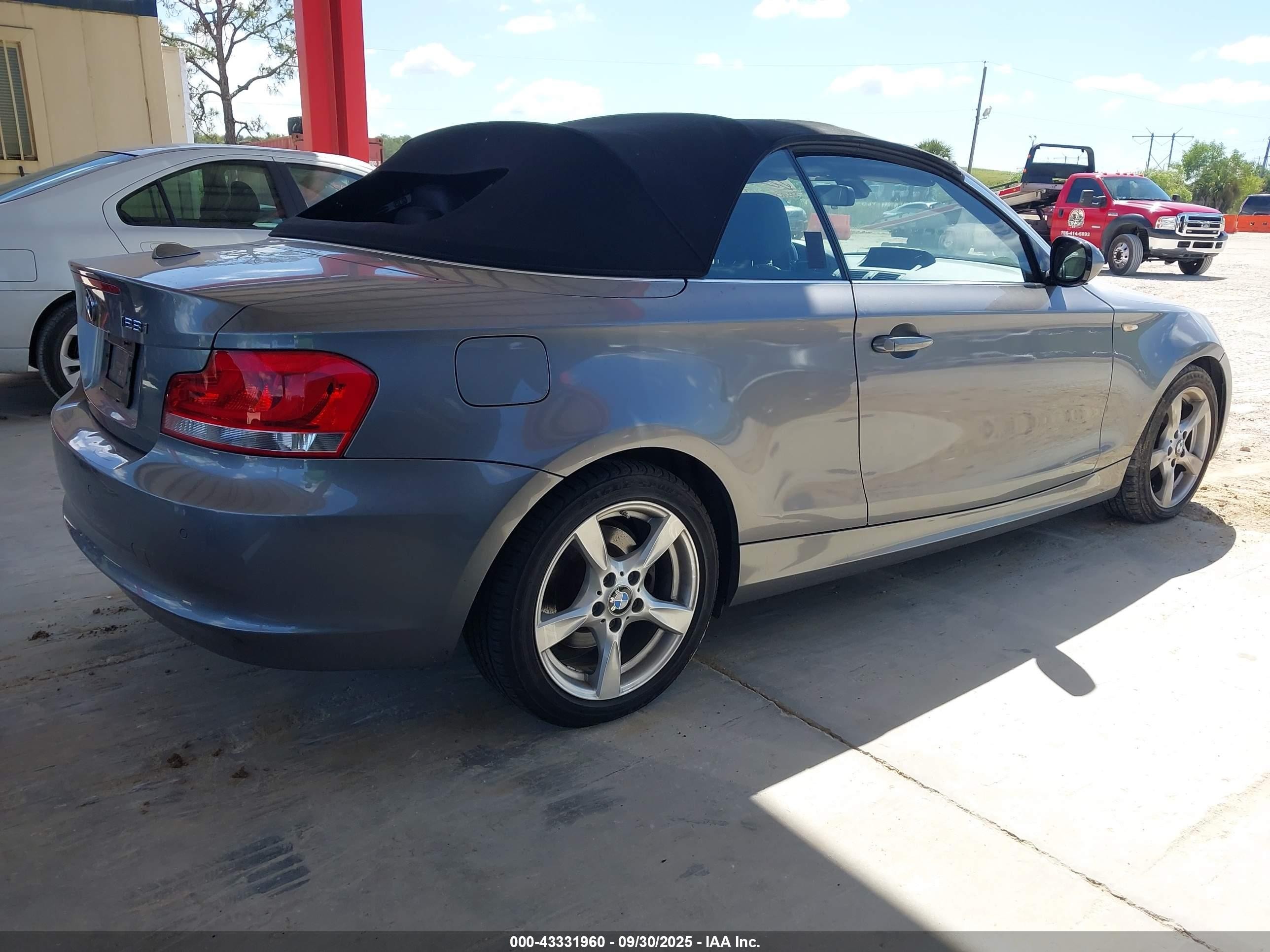 2012 Bmw 128i   Gray vin: WBAUL7C53CVM83500