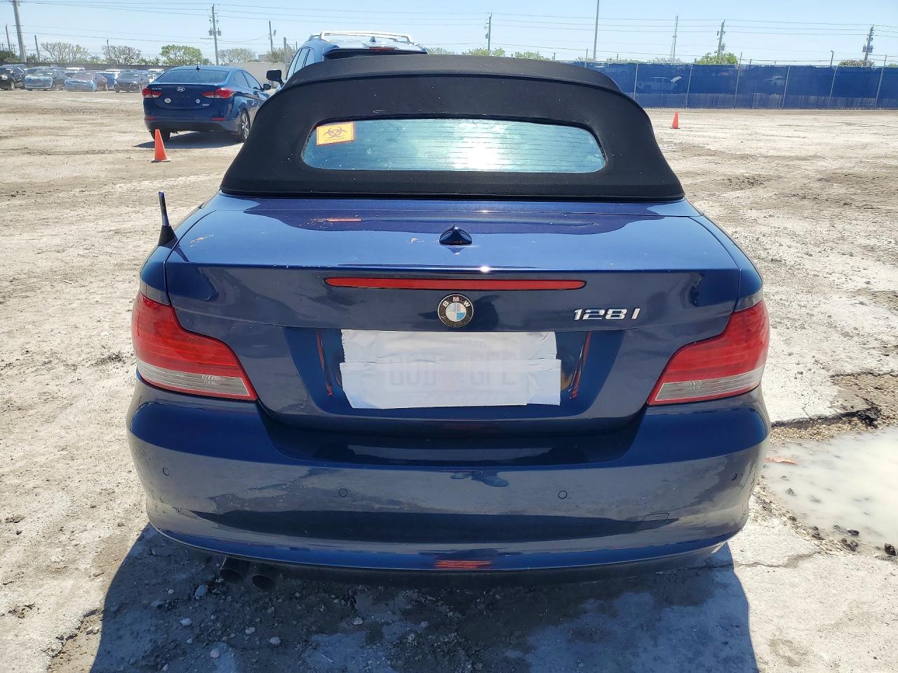 2012 Bmw 128 I Blue vin: WBAUL7C53CVM83691