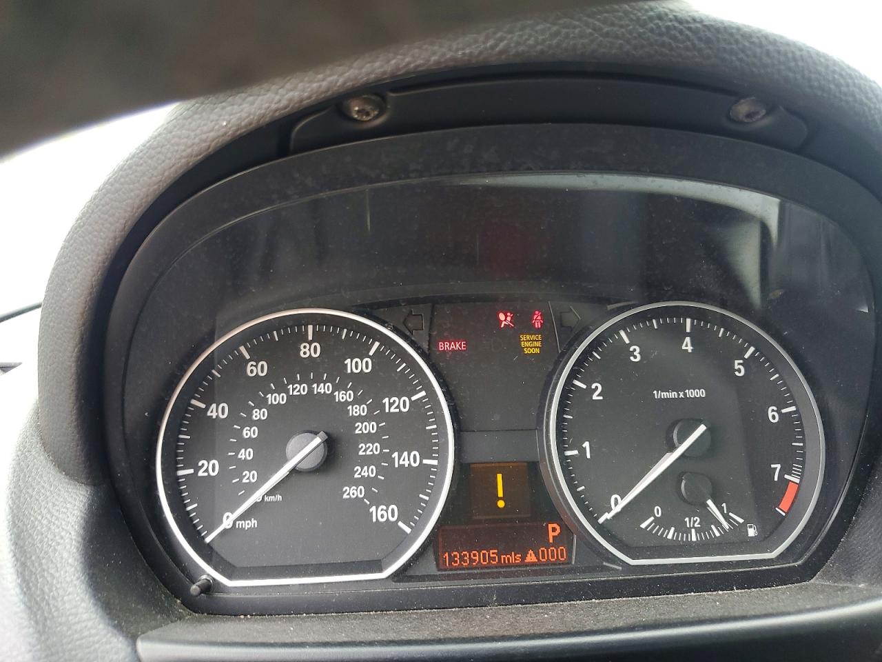 2013 Bmw 128 I Серебряный vin: WBAUL7C53DVU08510