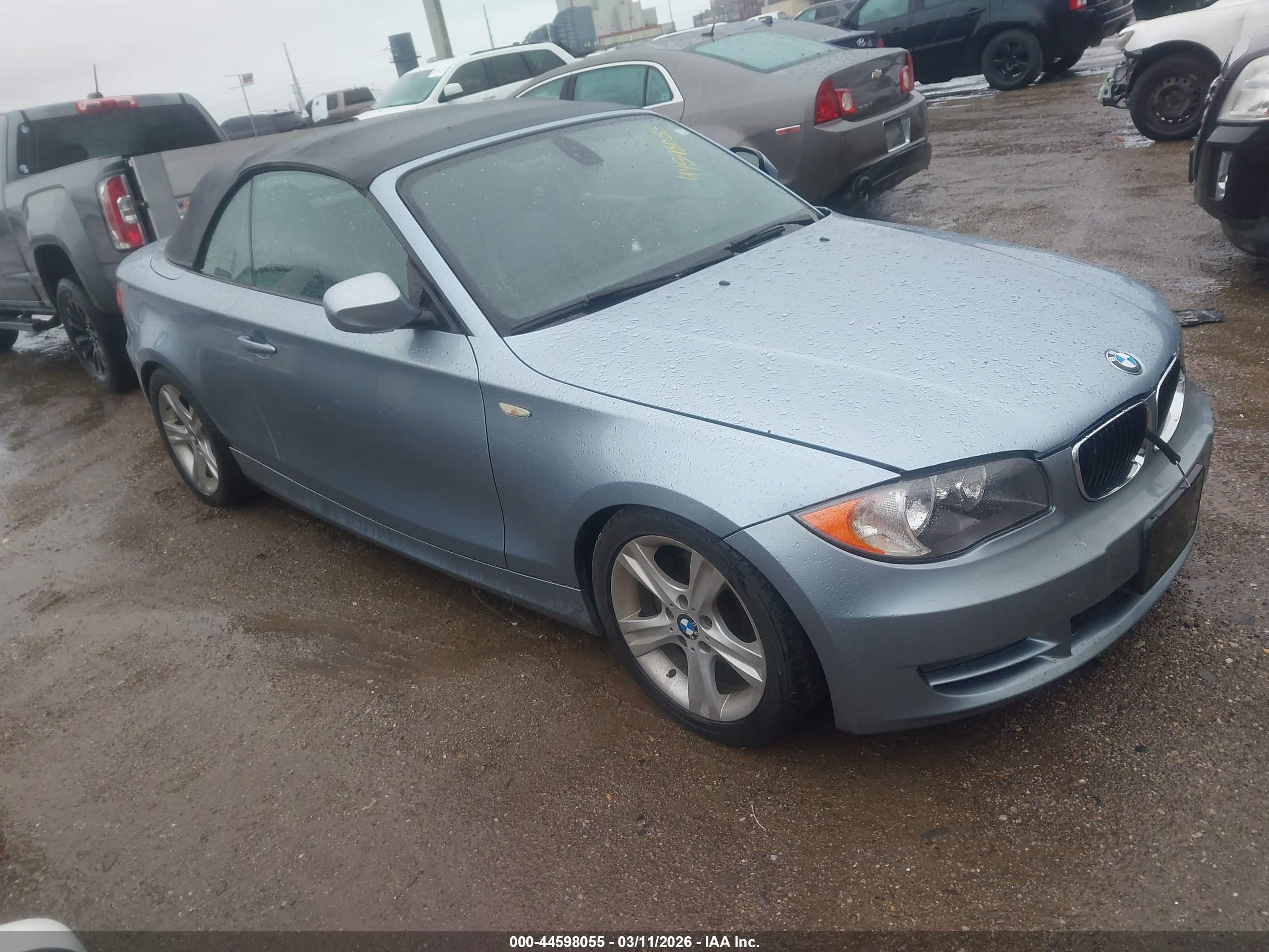 2010 Bmw 128i   Light Blue vin: WBAUL7C54AVJ77290
