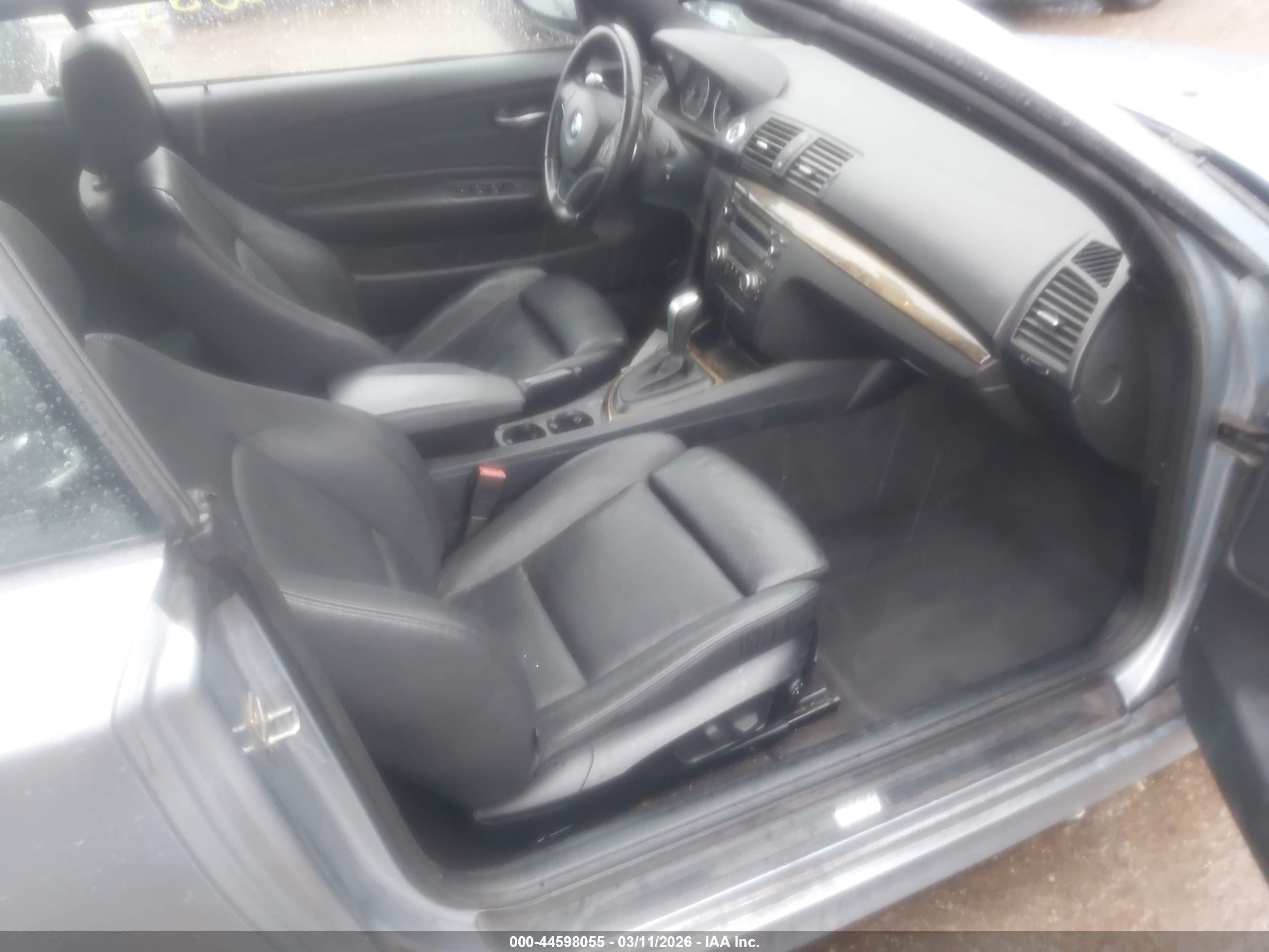 2010 Bmw 128i   Light Blue vin: WBAUL7C54AVJ77290
