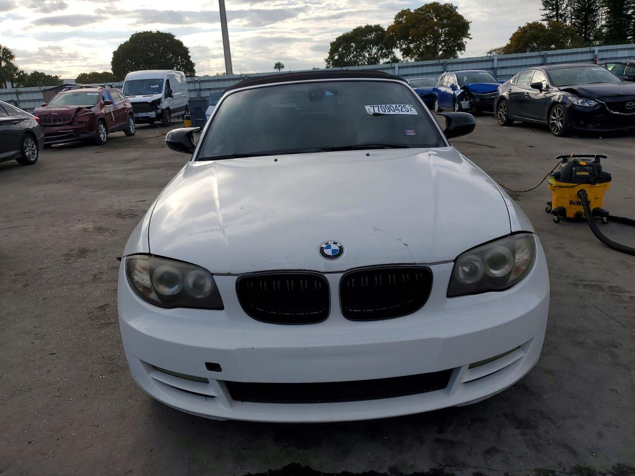 2011 Bmw 128 I White vin: WBAUL7C54BVM80393
