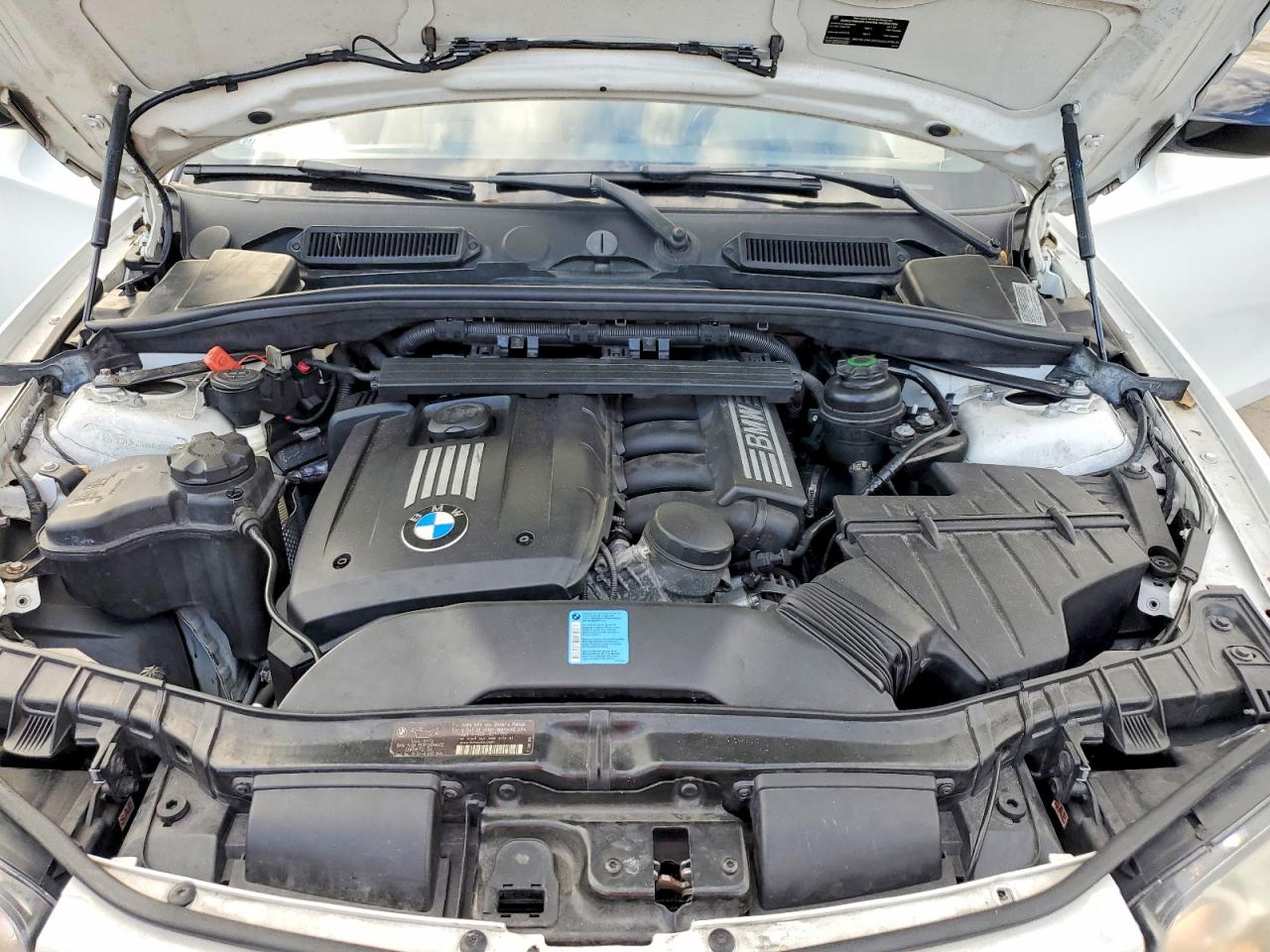 2011 Bmw 128 I White vin: WBAUL7C54BVM80393