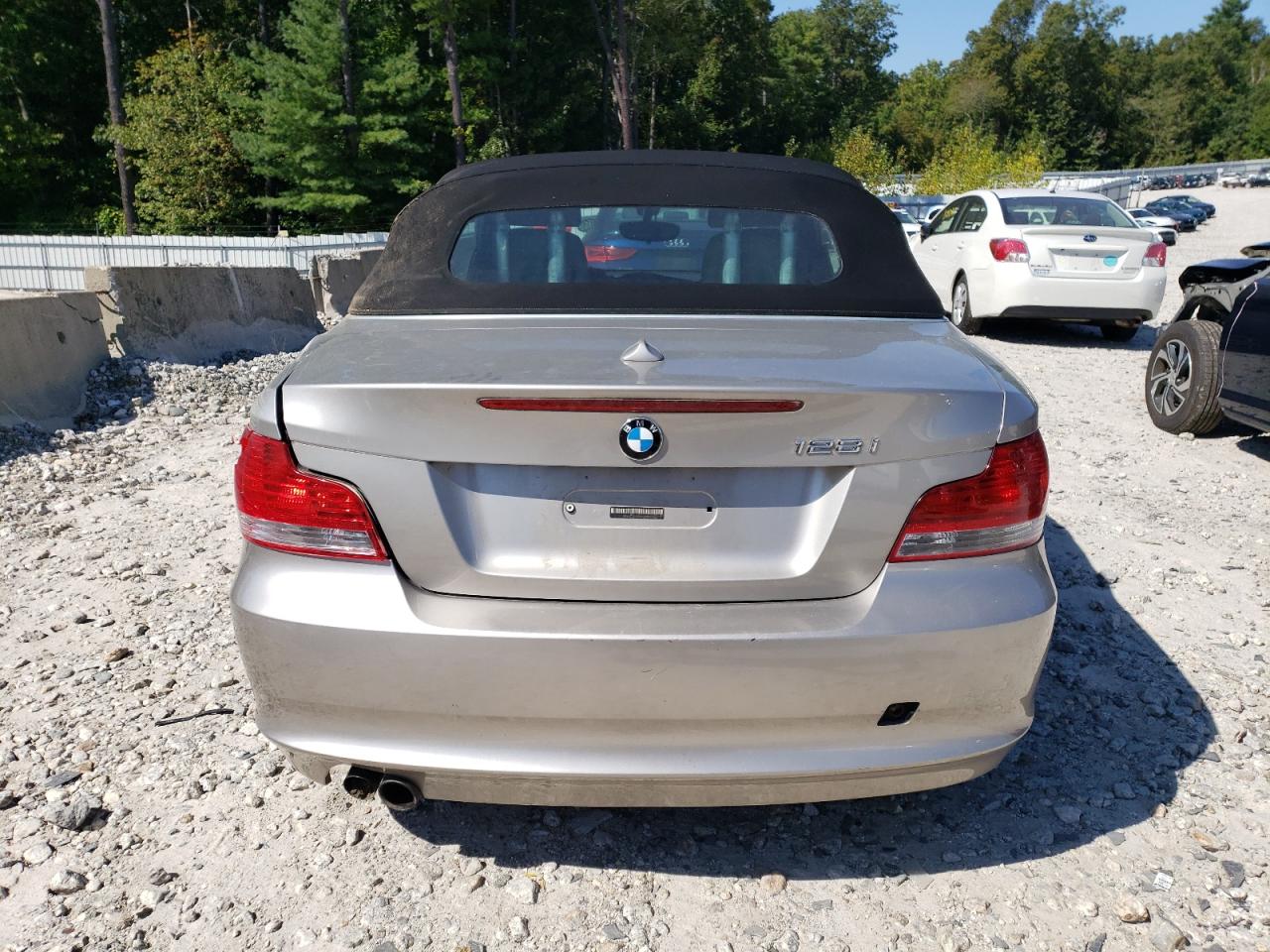 2010 Bmw 128 I Серебряный vin: WBAUL7C55AVJ77587