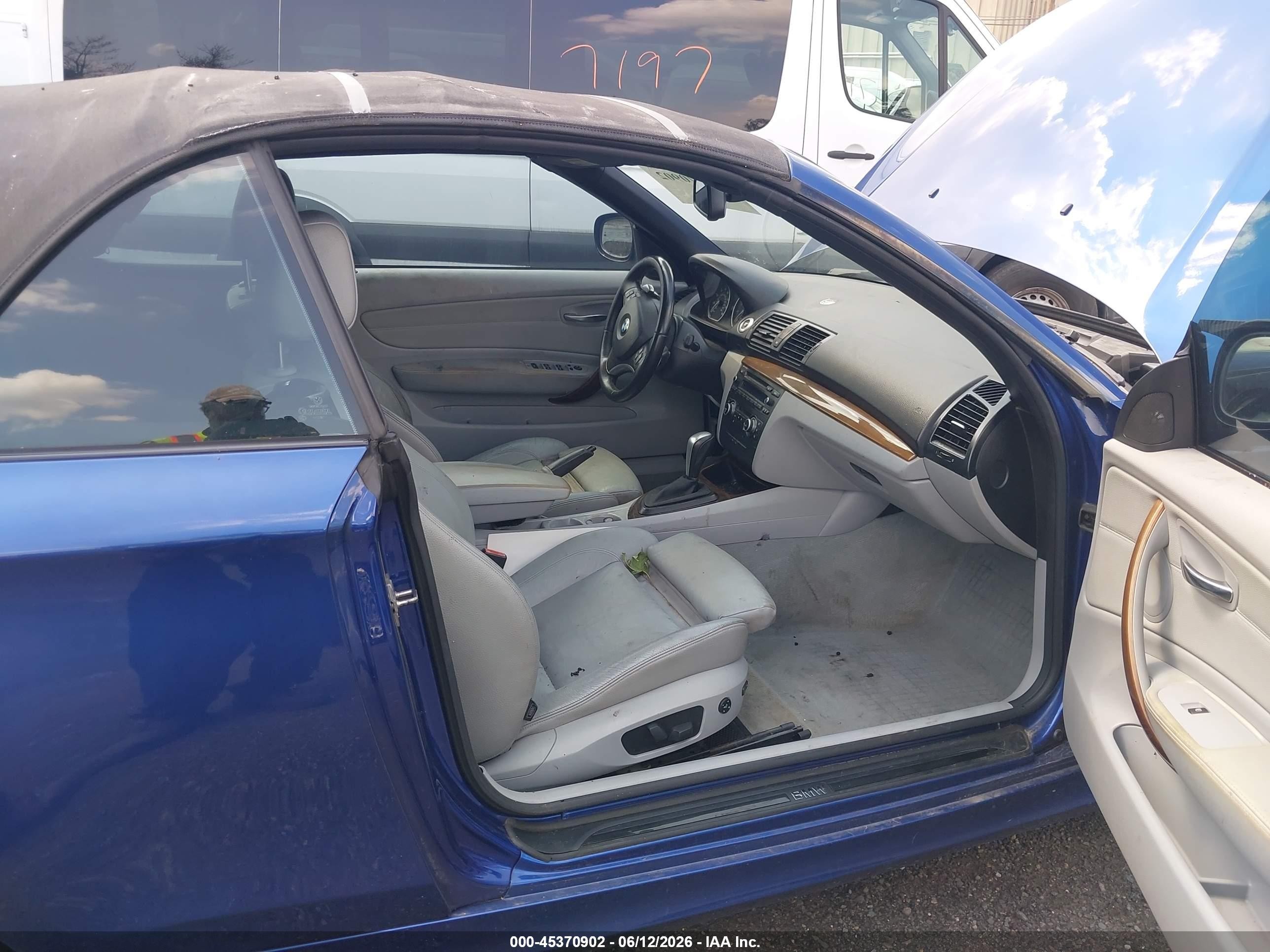 2010 Bmw 128i   Blue vin: WBAUL7C55AVJ78089