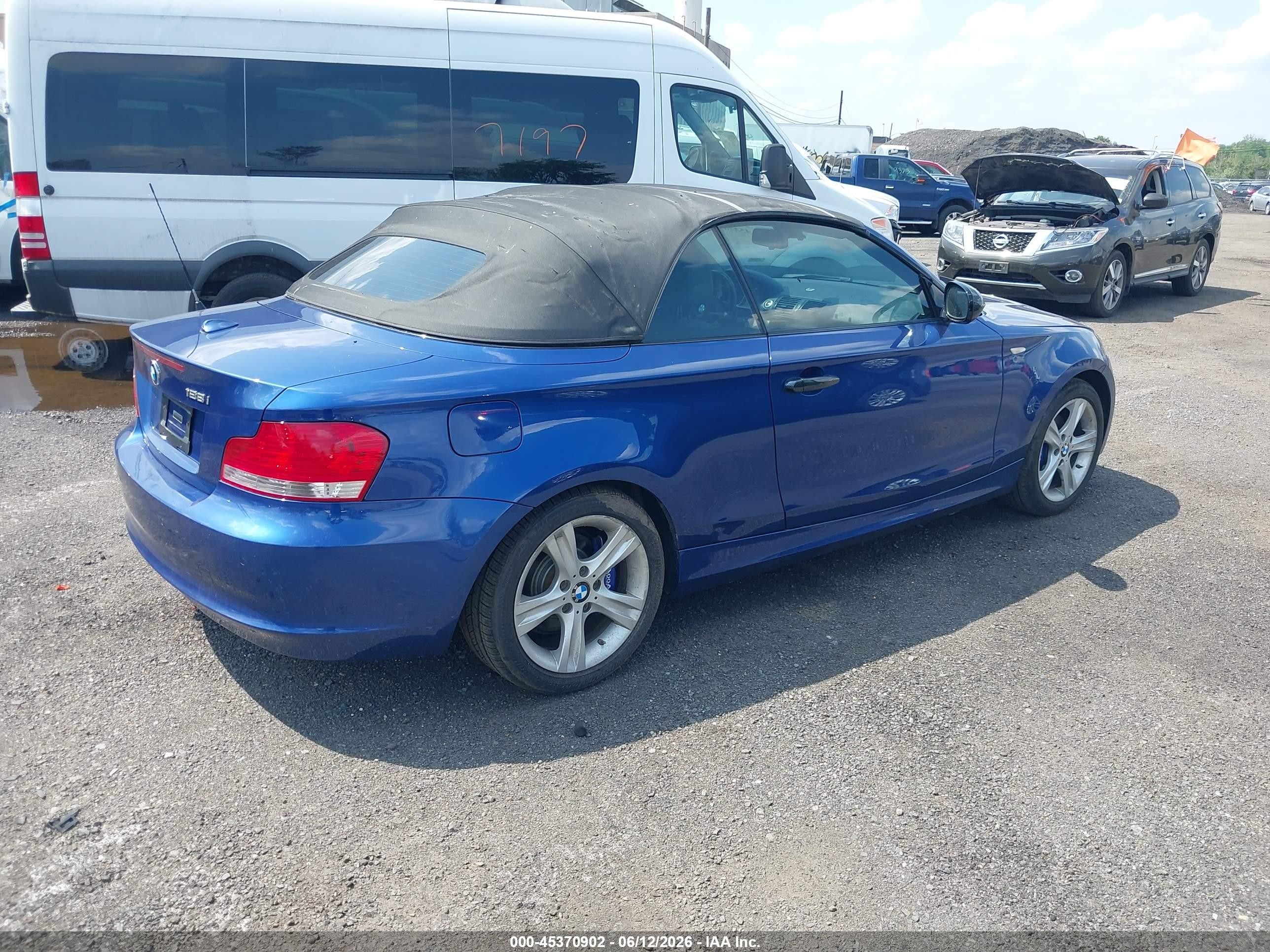 2010 Bmw 128i   Blue vin: WBAUL7C55AVJ78089