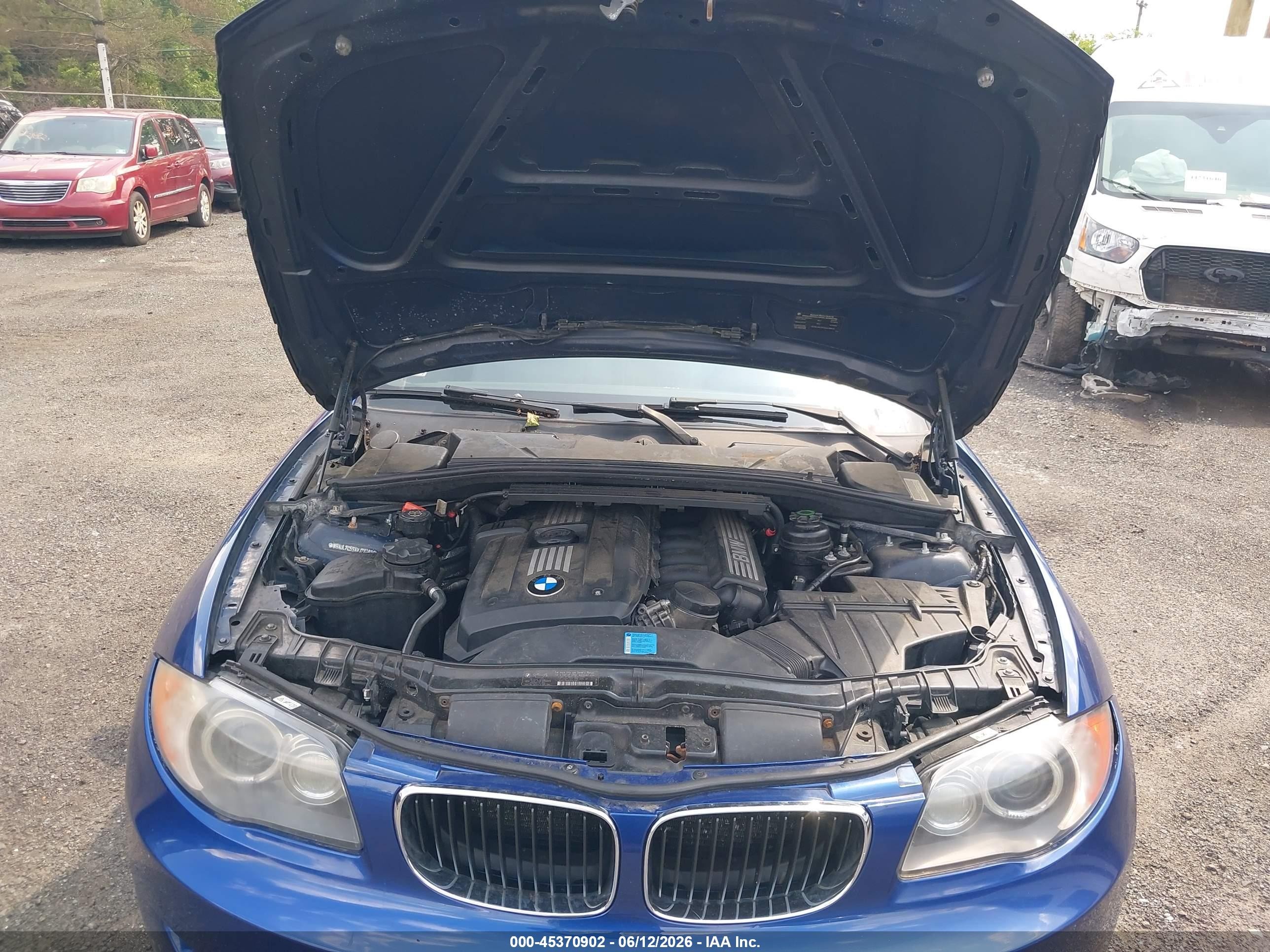 2010 Bmw 128i   Blue vin: WBAUL7C55AVJ78089