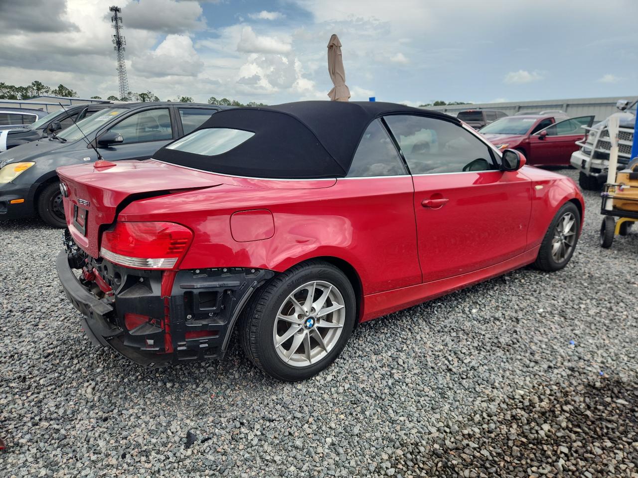 2011 Bmw 128 I Red vin: WBAUL7C55BVM78927