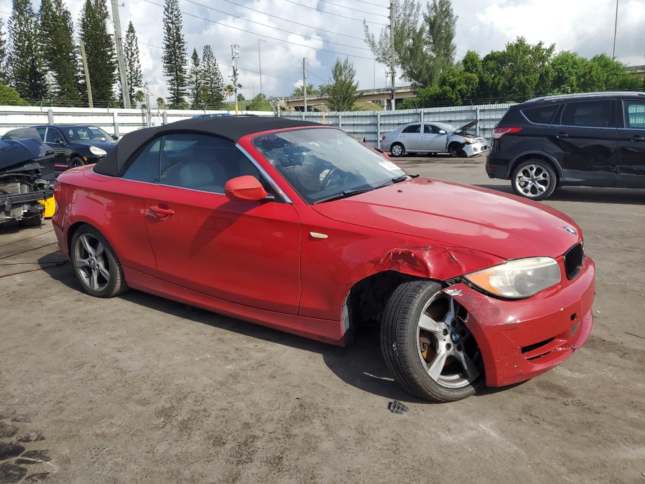 2012 Bmw 128 I Red vin: WBAUL7C55CVE87437
