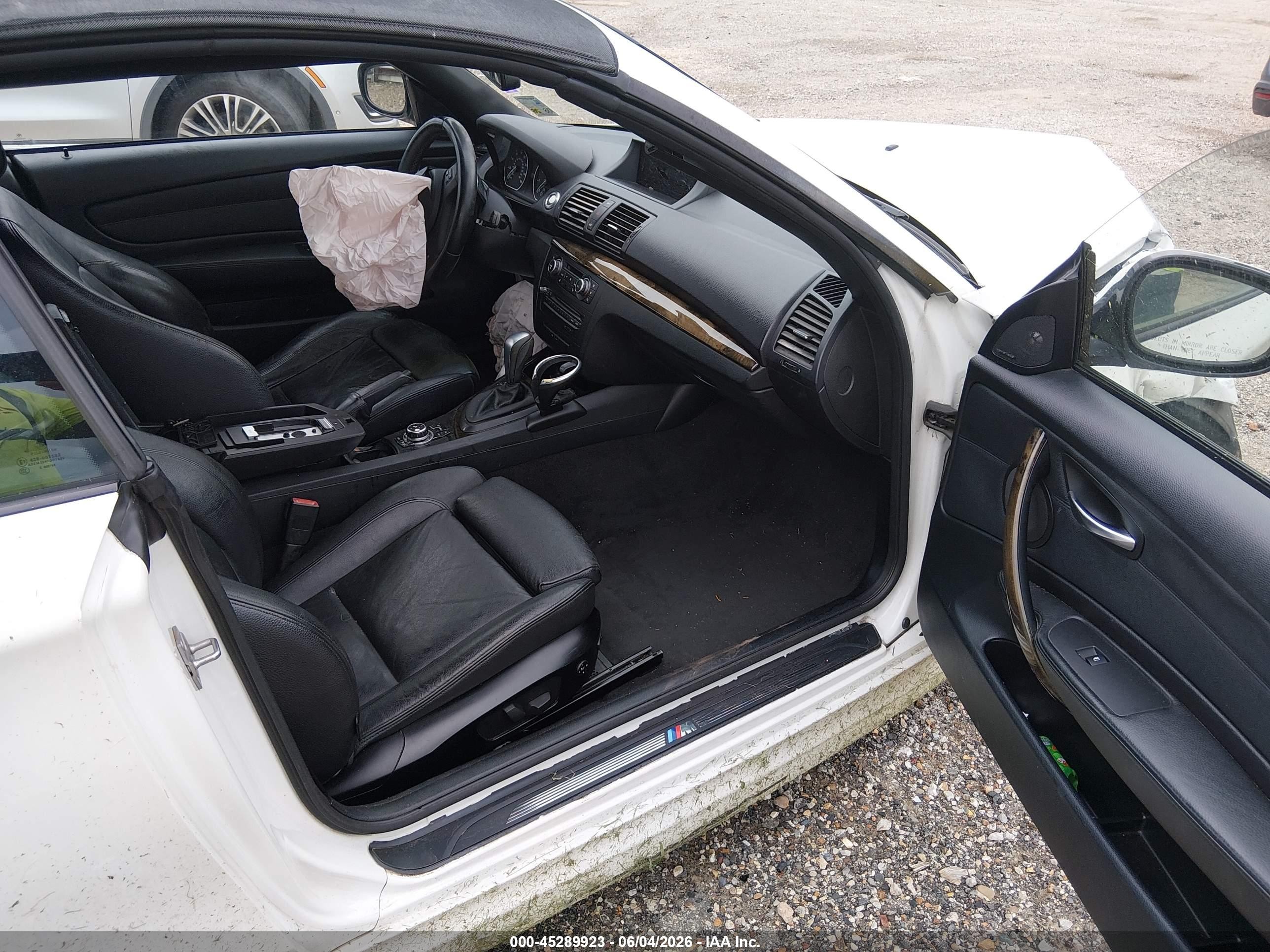 2012 Bmw 128i   White vin: WBAUL7C55CVM82333
