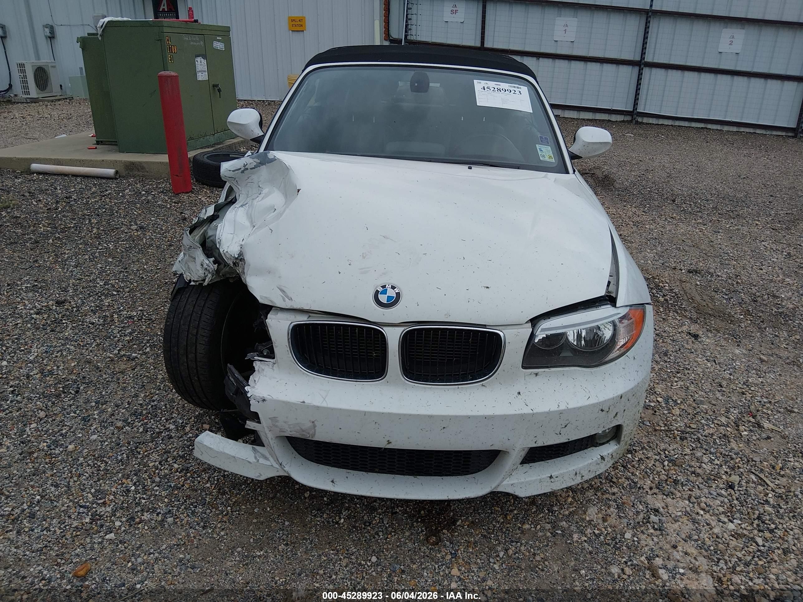 2012 Bmw 128i   White vin: WBAUL7C55CVM82333