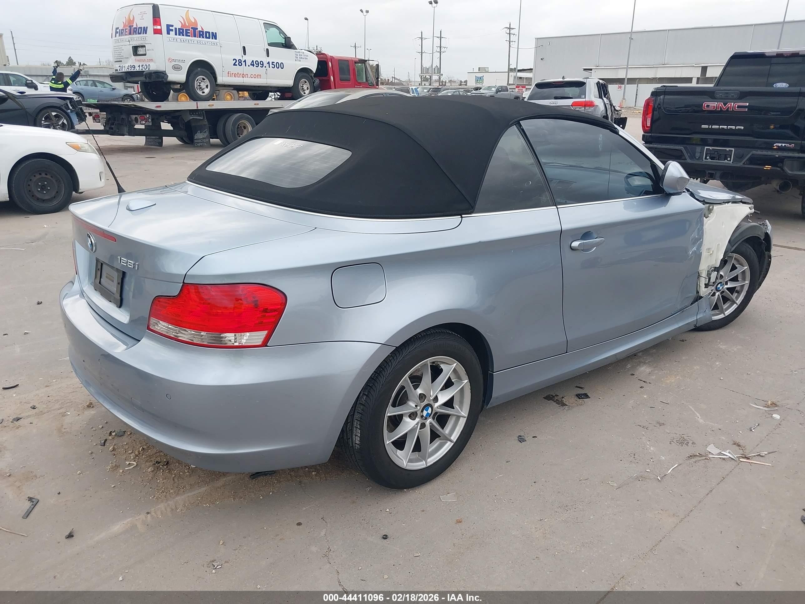 2010 Bmw 128i   Light Blue vin: WBAUL7C58AVJ77700