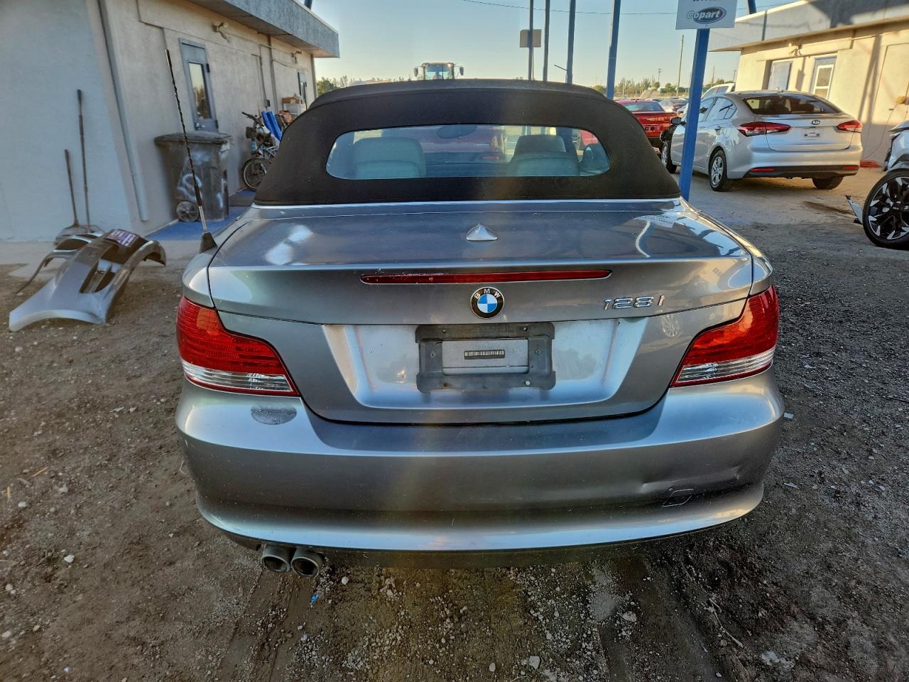2010 Bmw 128 I Gray vin: WBAUL7C58AVJ77745