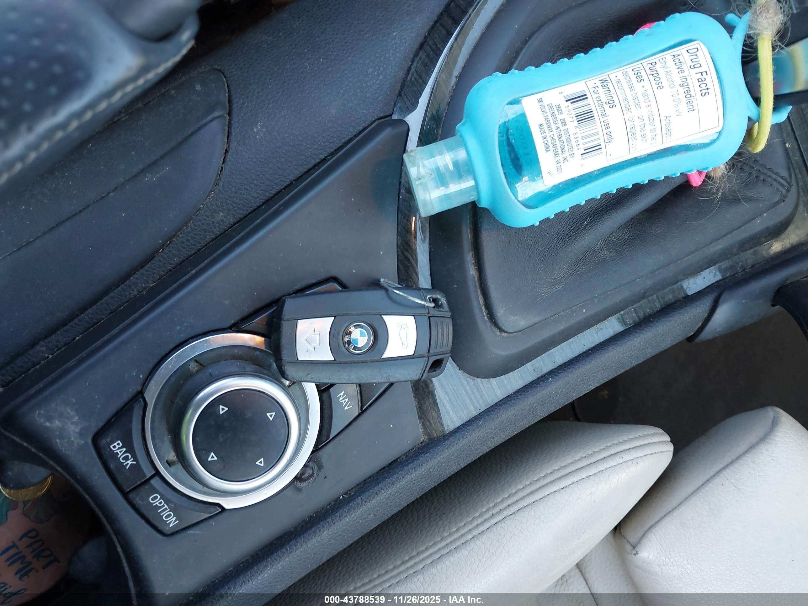 2013 Bmw 128i   Light Blue vin: WBAUL7C58DVU08888