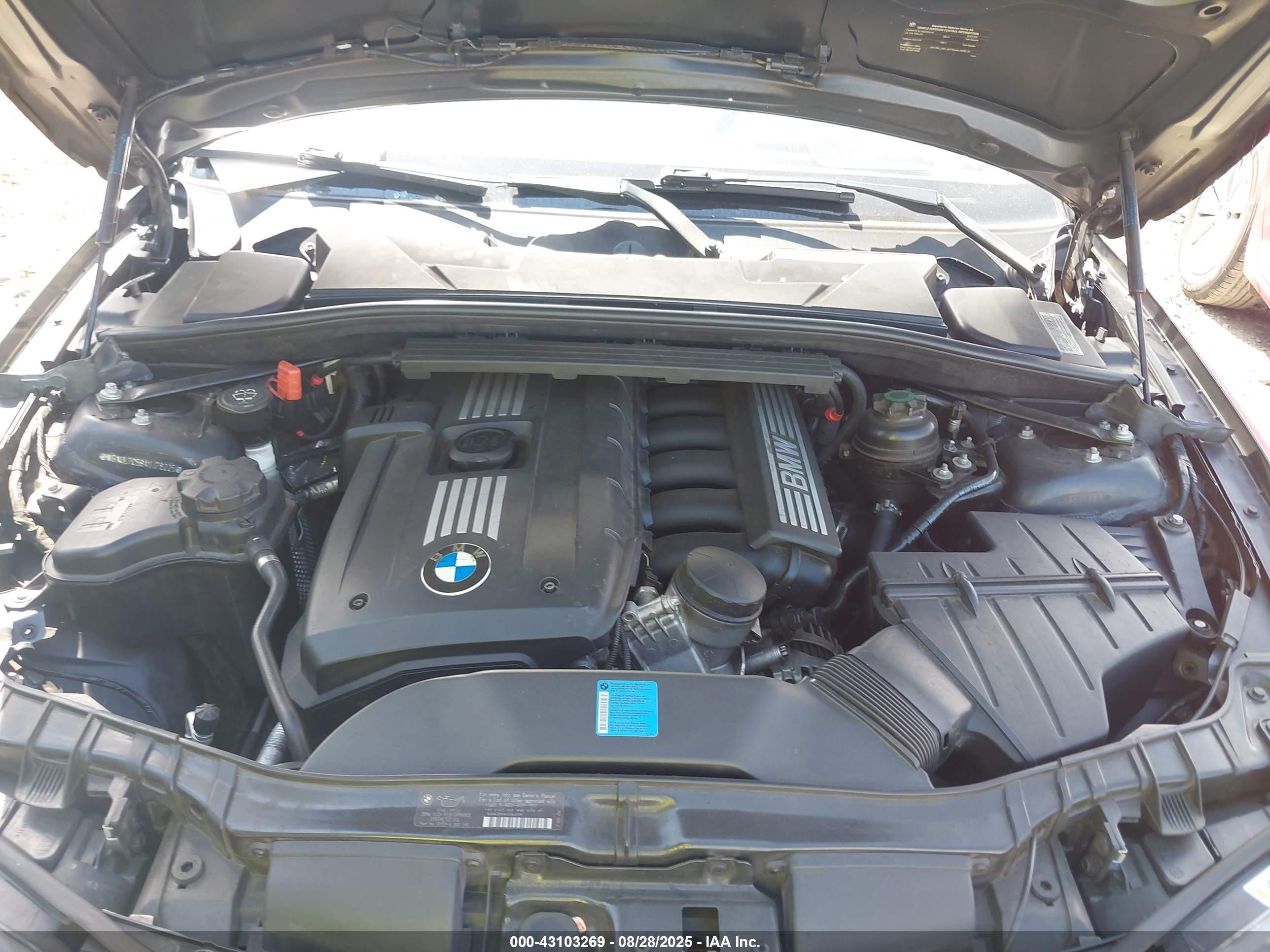 2010 Bmw 128i   Black vin: WBAUL7C59AVJ78225