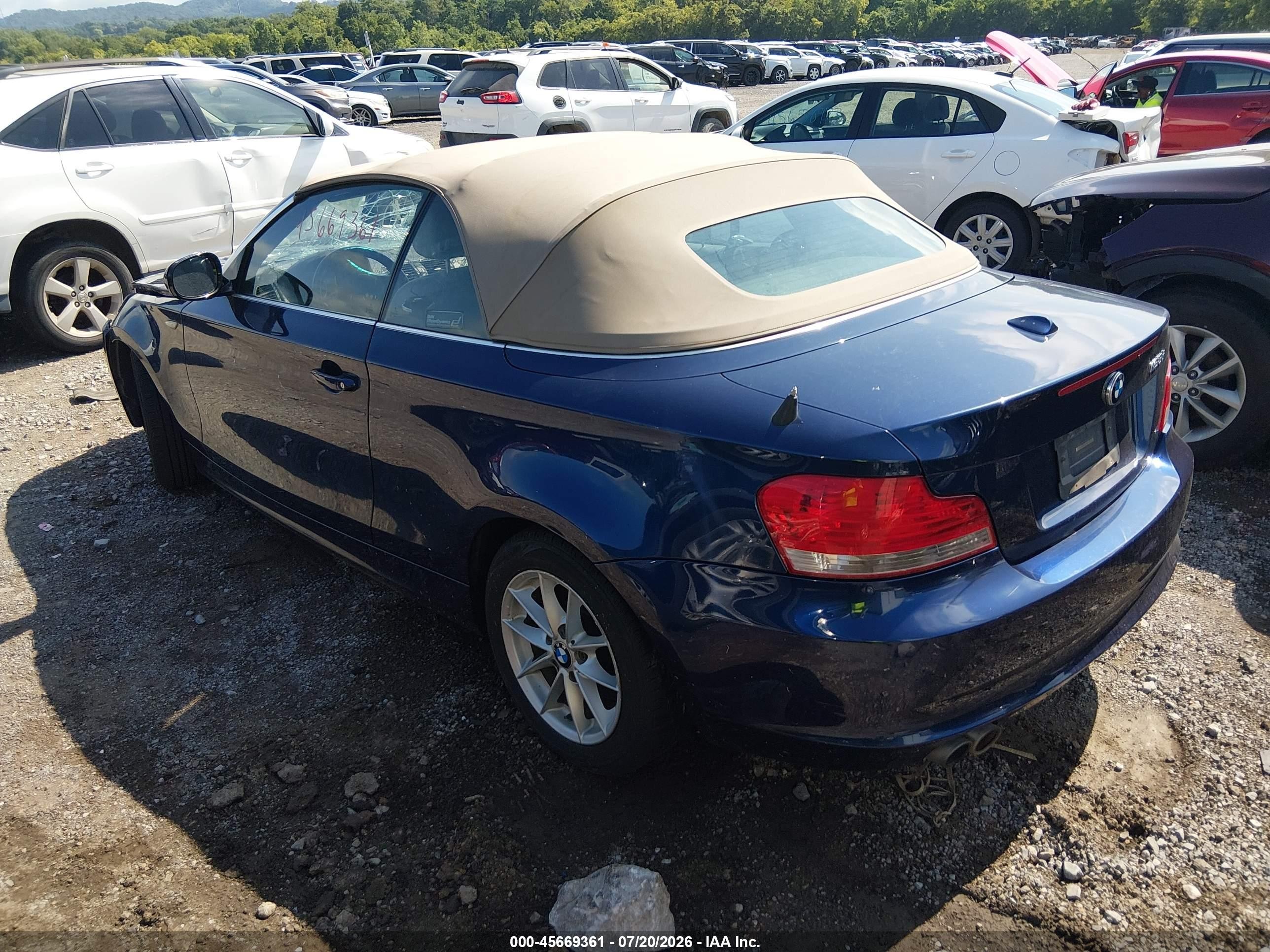 2011 Bmw 128i Blue vin: WBAUL7C59BVM80616