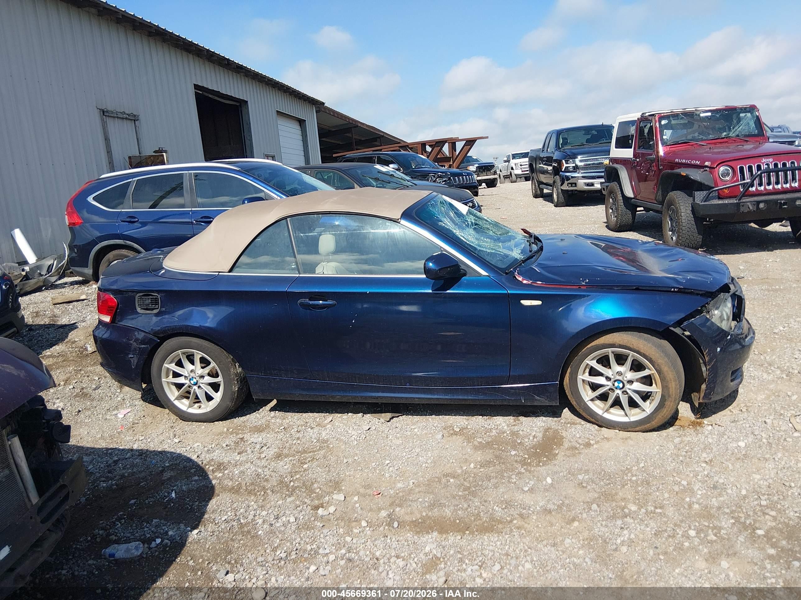 2011 Bmw 128i Blue vin: WBAUL7C59BVM80616