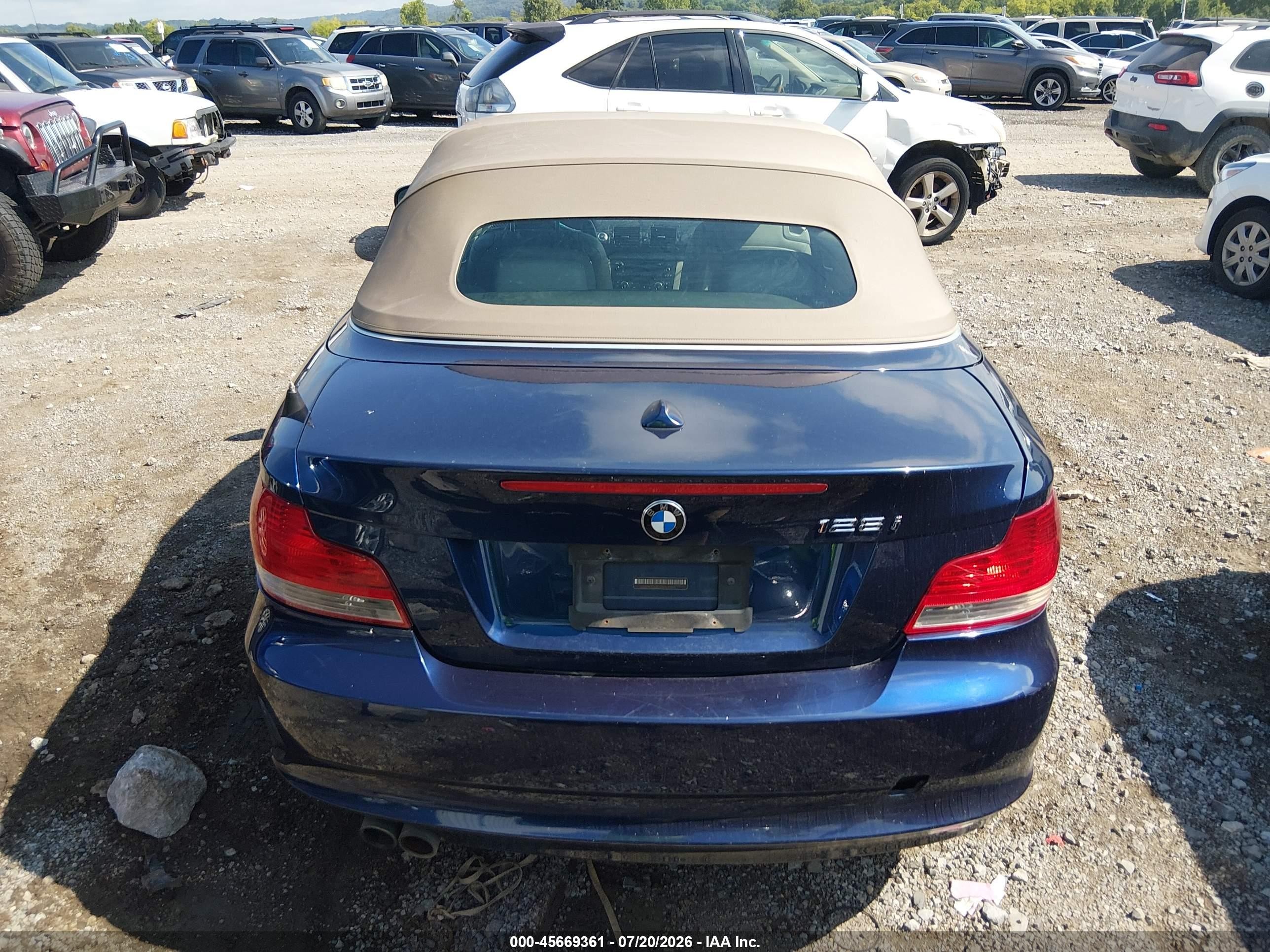 2011 Bmw 128i Blue vin: WBAUL7C59BVM80616