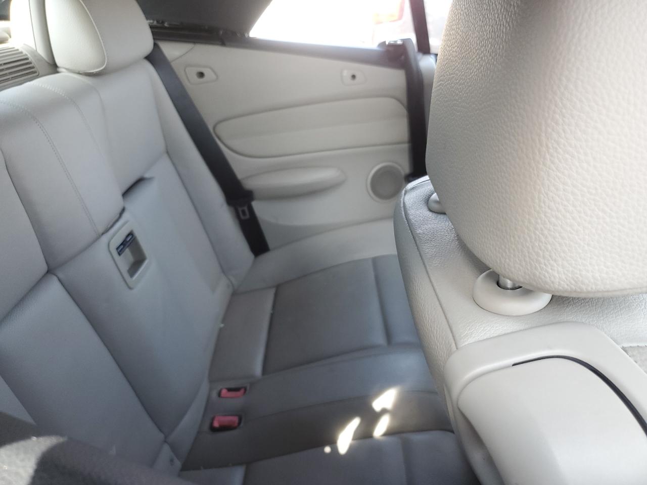 2012 Bmw 128 I Silver vin: WBAUL7C59CVM82254