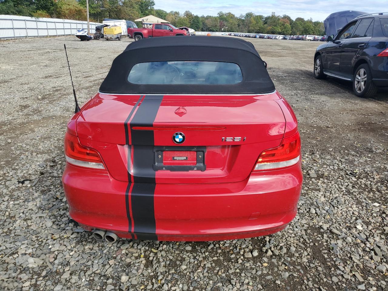 2012 Bmw 128 I Красный vin: WBAUL7C59CVM82755