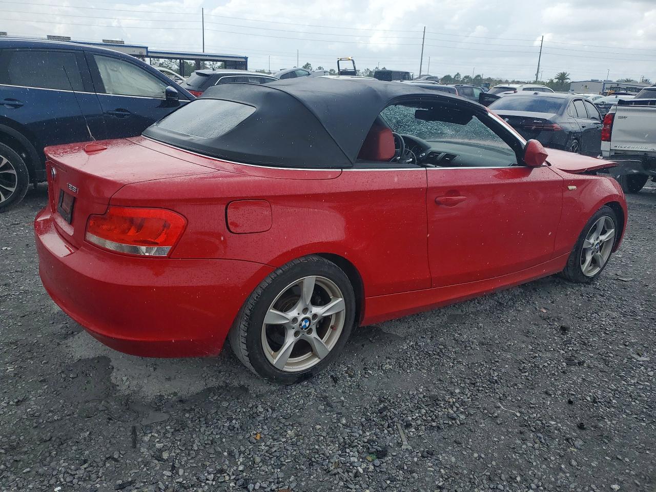 2012 Bmw 128 I Красный vin: WBAUL7C59CVM83095