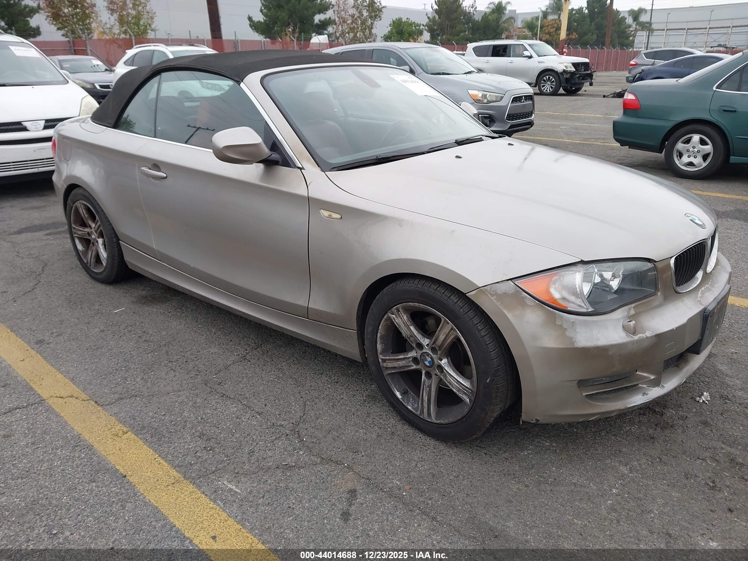 2010 Bmw 128i   Tan vin: WBAUL7C5XAVJ77486