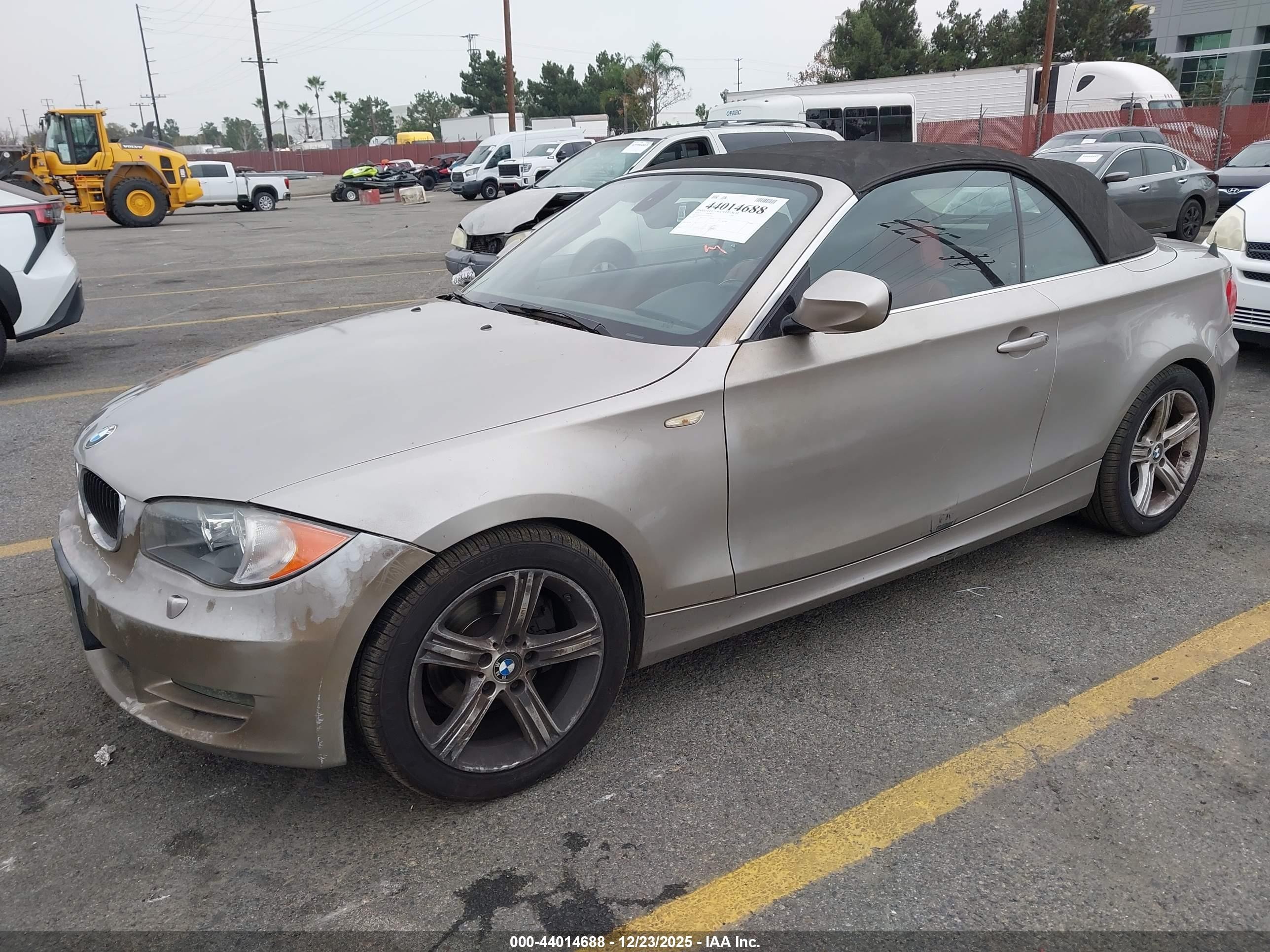 2010 Bmw 128i   Tan vin: WBAUL7C5XAVJ77486