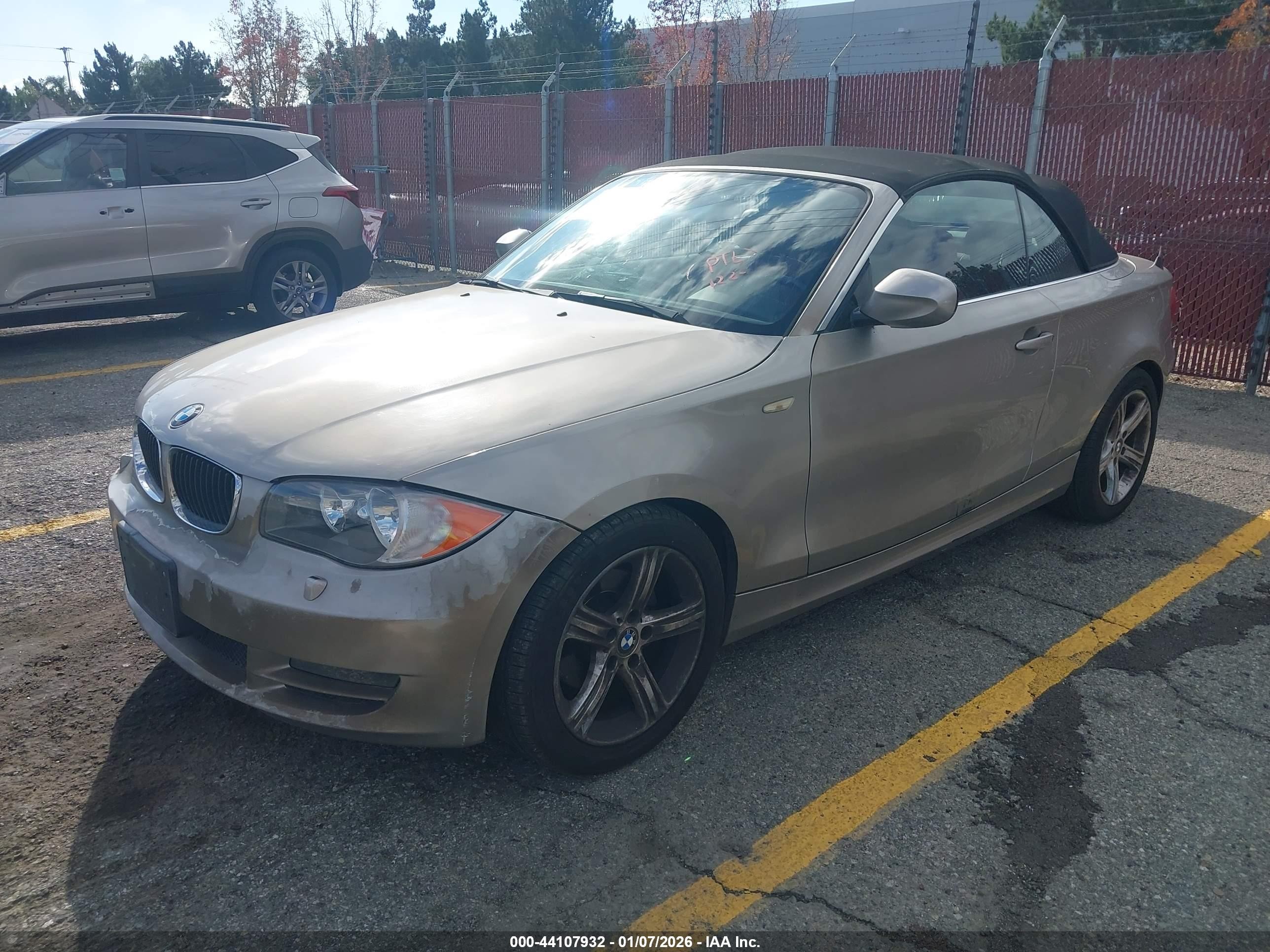 2010 Bmw 128i   Gold vin: WBAUL7C5XAVJ77486