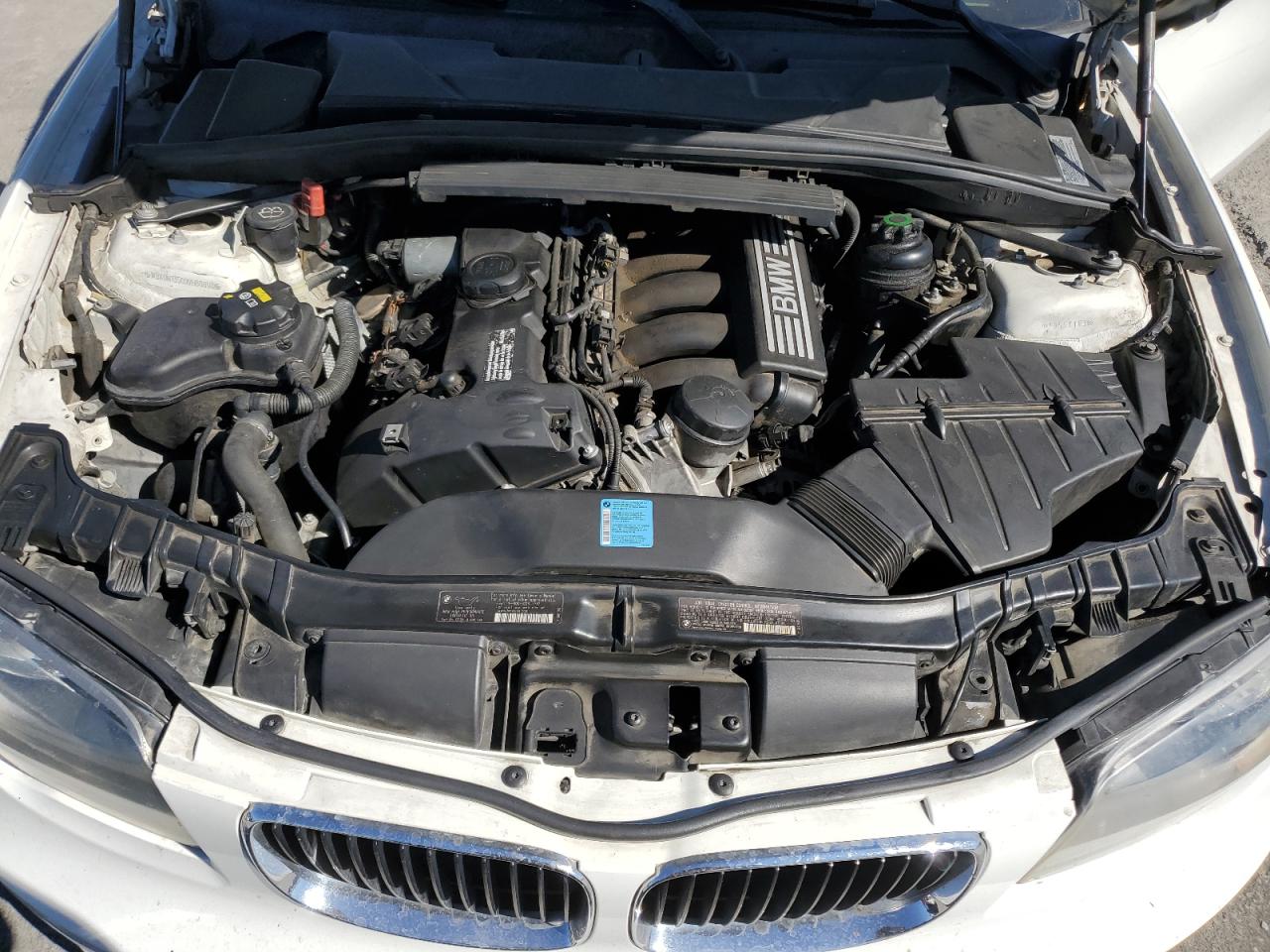 2009 Bmw 128 I White vin: WBAUN13509VH80808