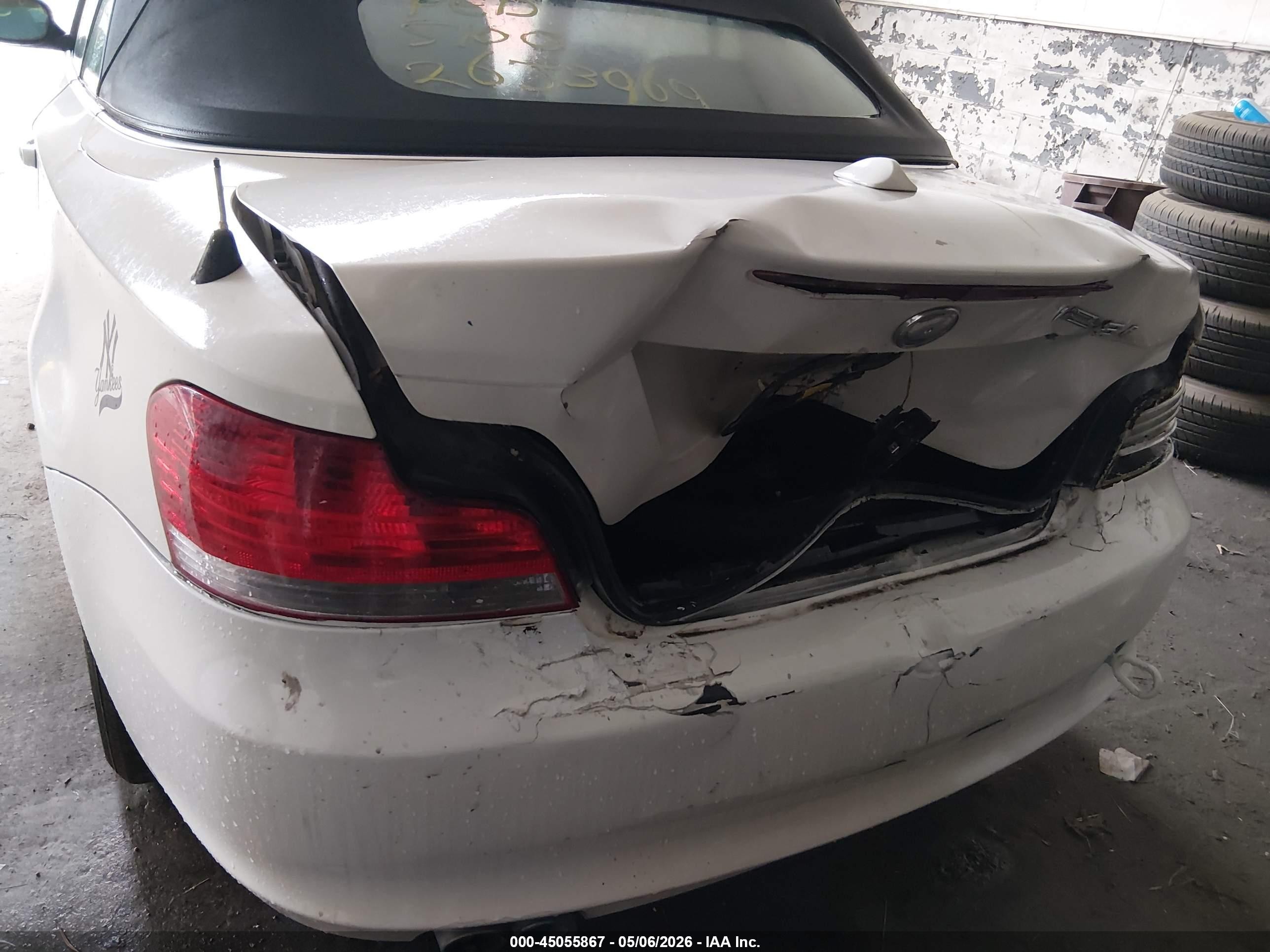 2009 Bmw 128i   White vin: WBAUN13539VH81337