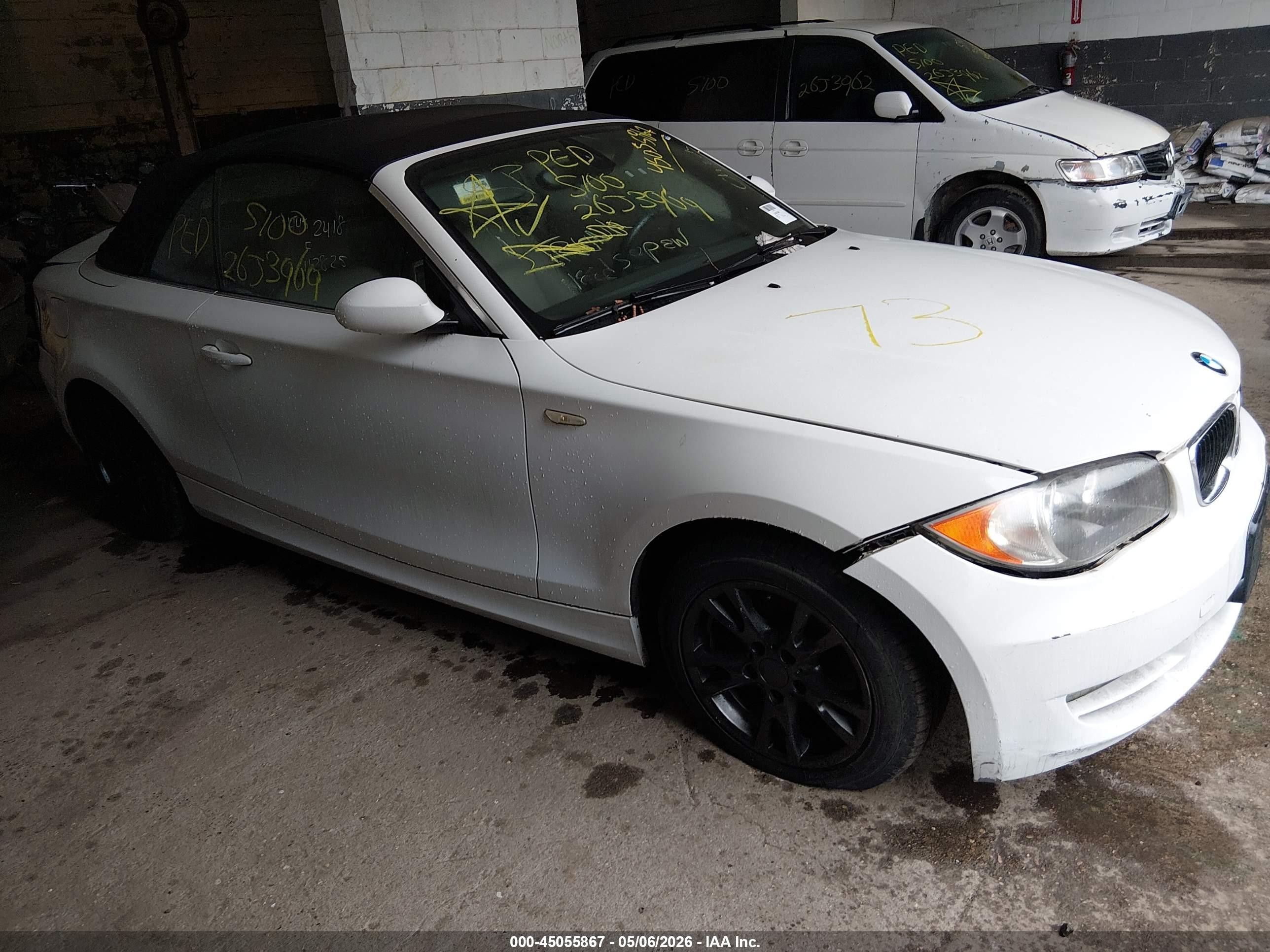 2009 Bmw 128i   White vin: WBAUN13539VH81337