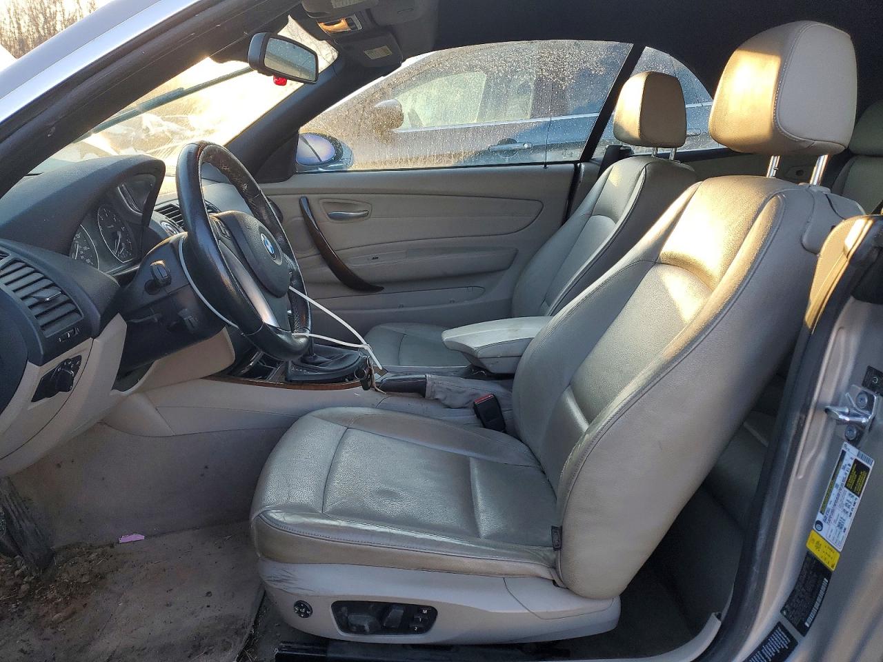 2009 Bmw 128 I Beige vin: WBAUN13549VH80570