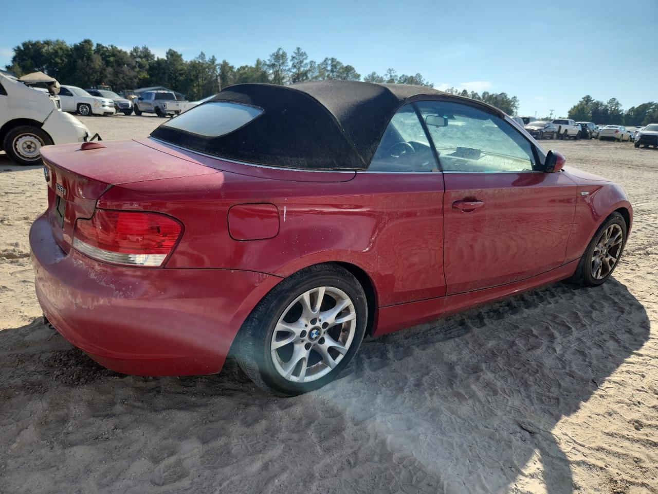 2008 Bmw 128 I Red vin: WBAUN13578VH79928