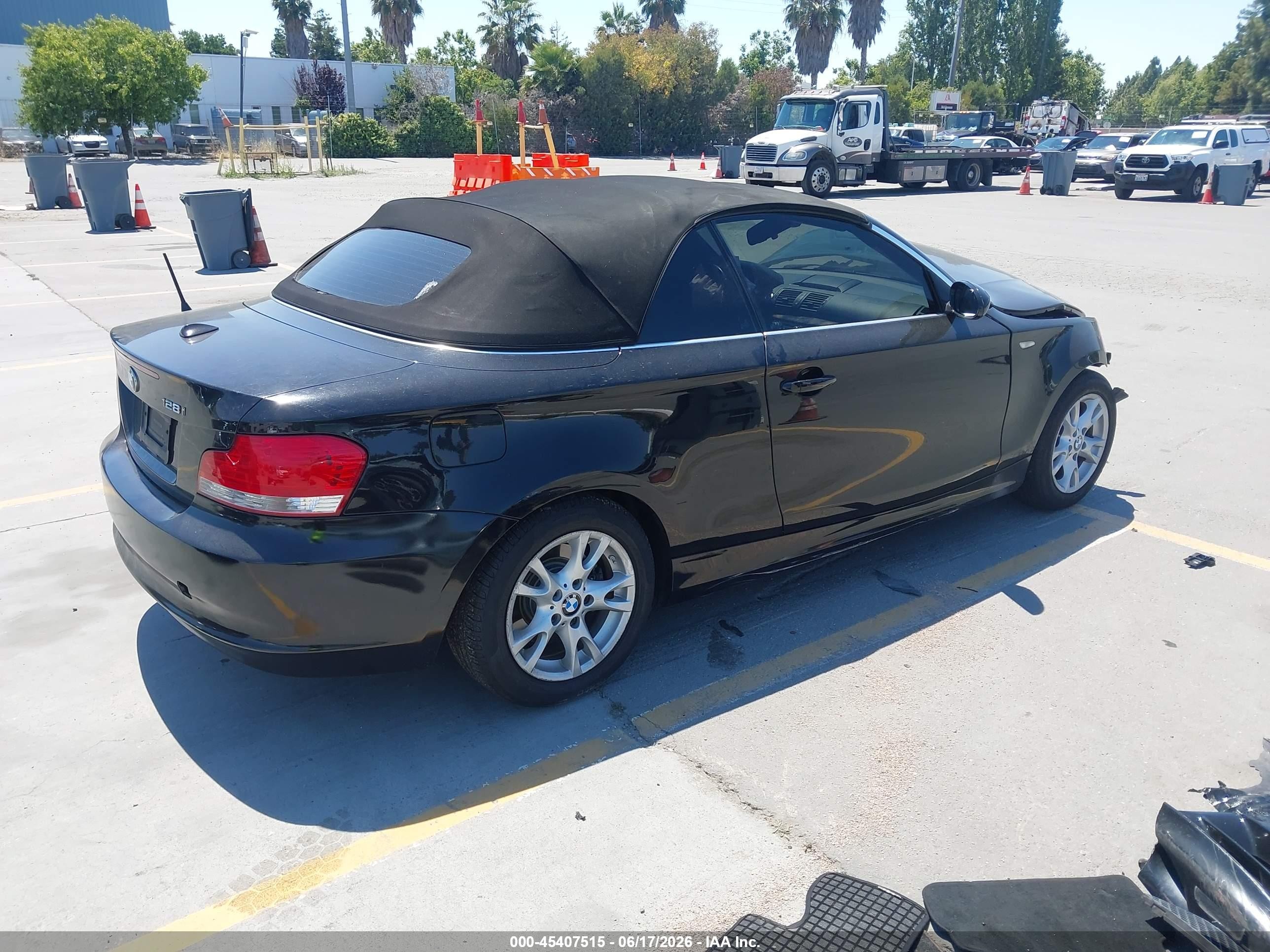 2008 Bmw 128i   Черный vin: WBAUN13598VH80384