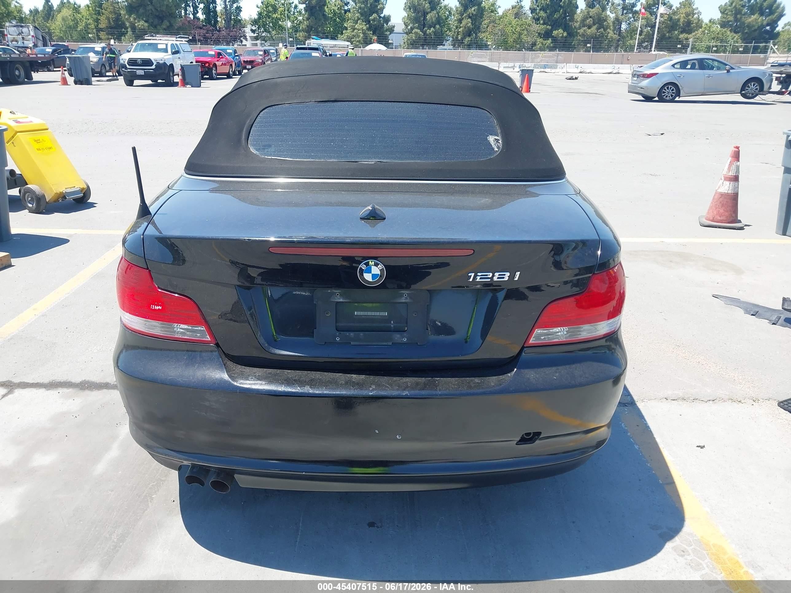 2008 Bmw 128i   Черный vin: WBAUN13598VH80384