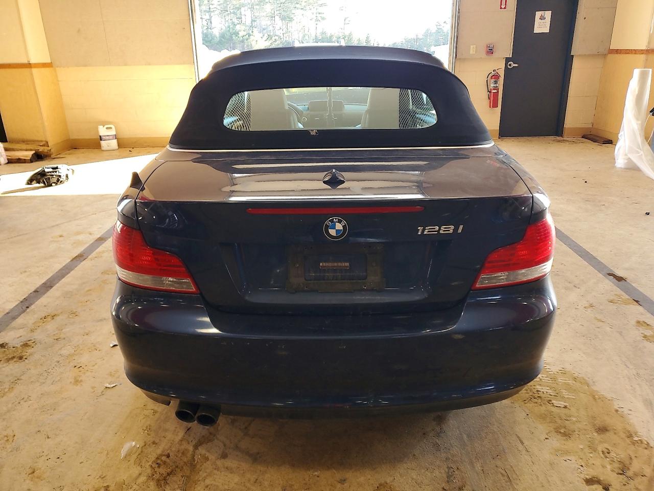 2011 Bmw 128 I Blue vin: WBAUN1C50BVH83679