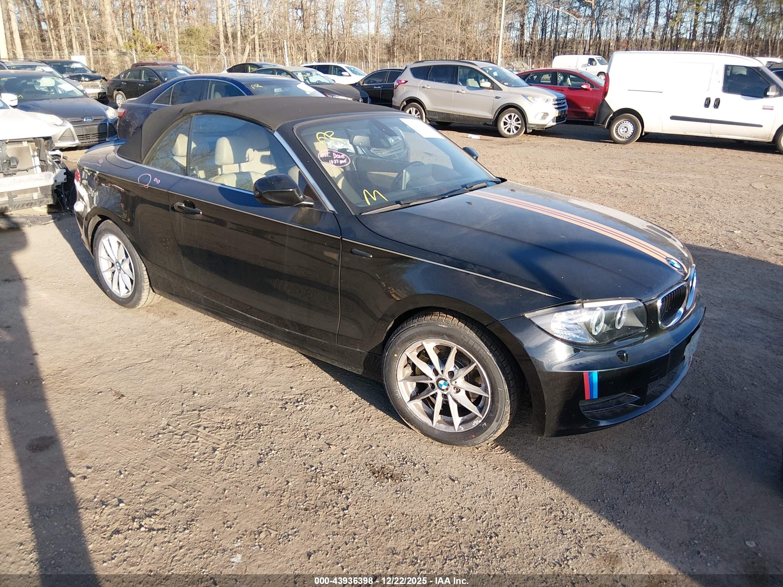 2010 Bmw 128i   Black vin: WBAUN1C51AVH81647