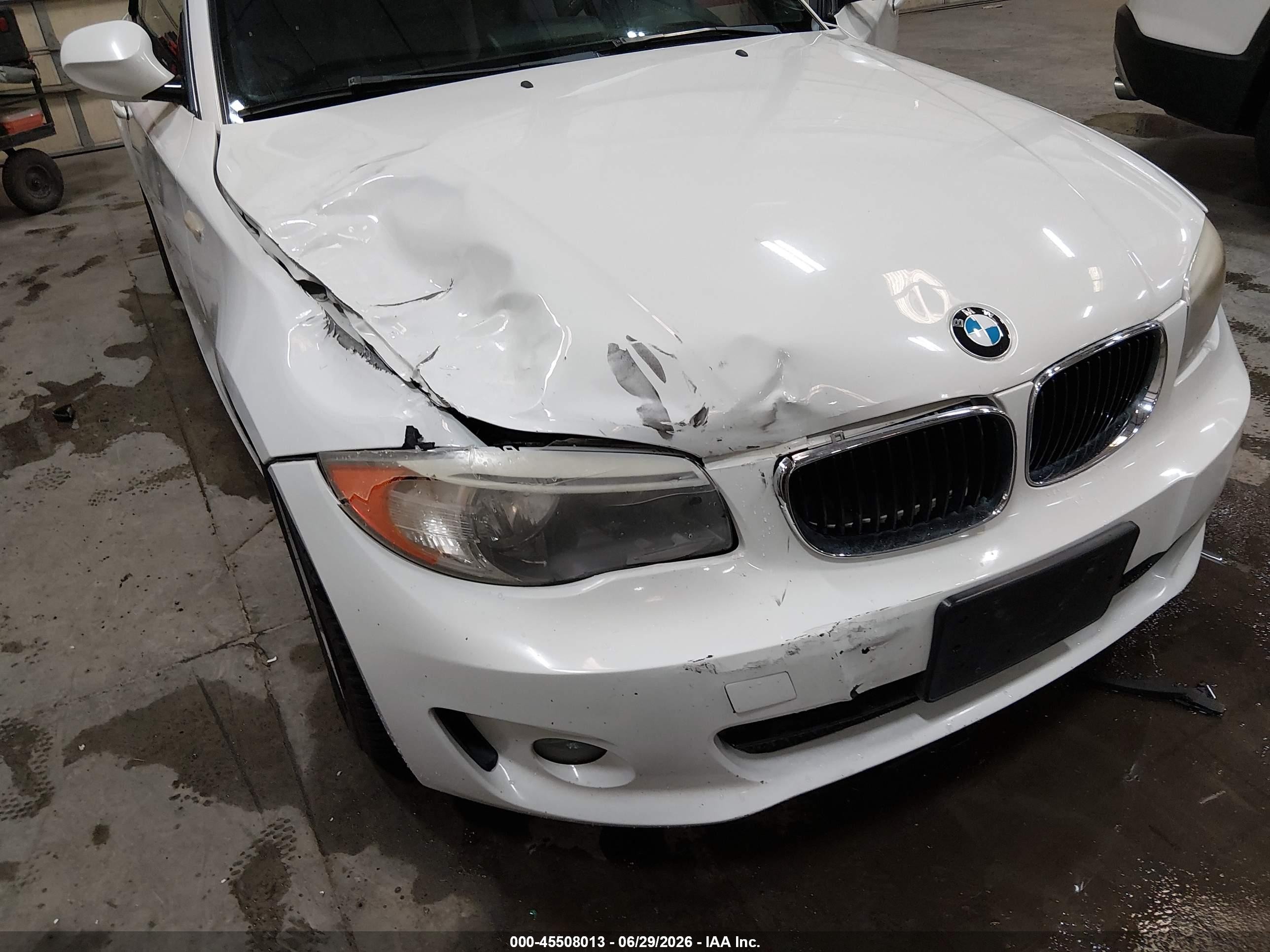 2013 Bmw 128i White vin: WBAUN1C52DVR00730