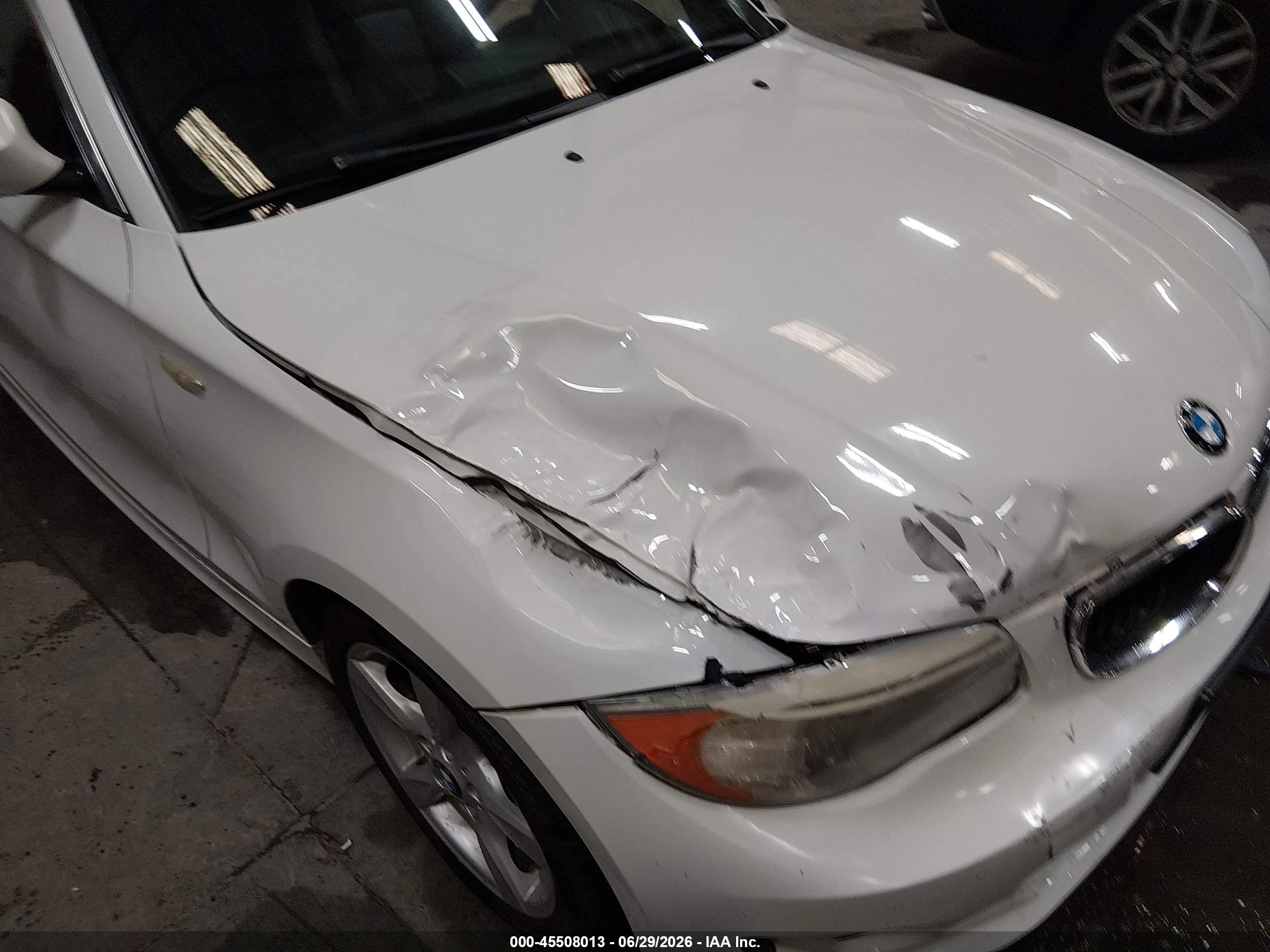 2013 Bmw 128i White vin: WBAUN1C52DVR00730