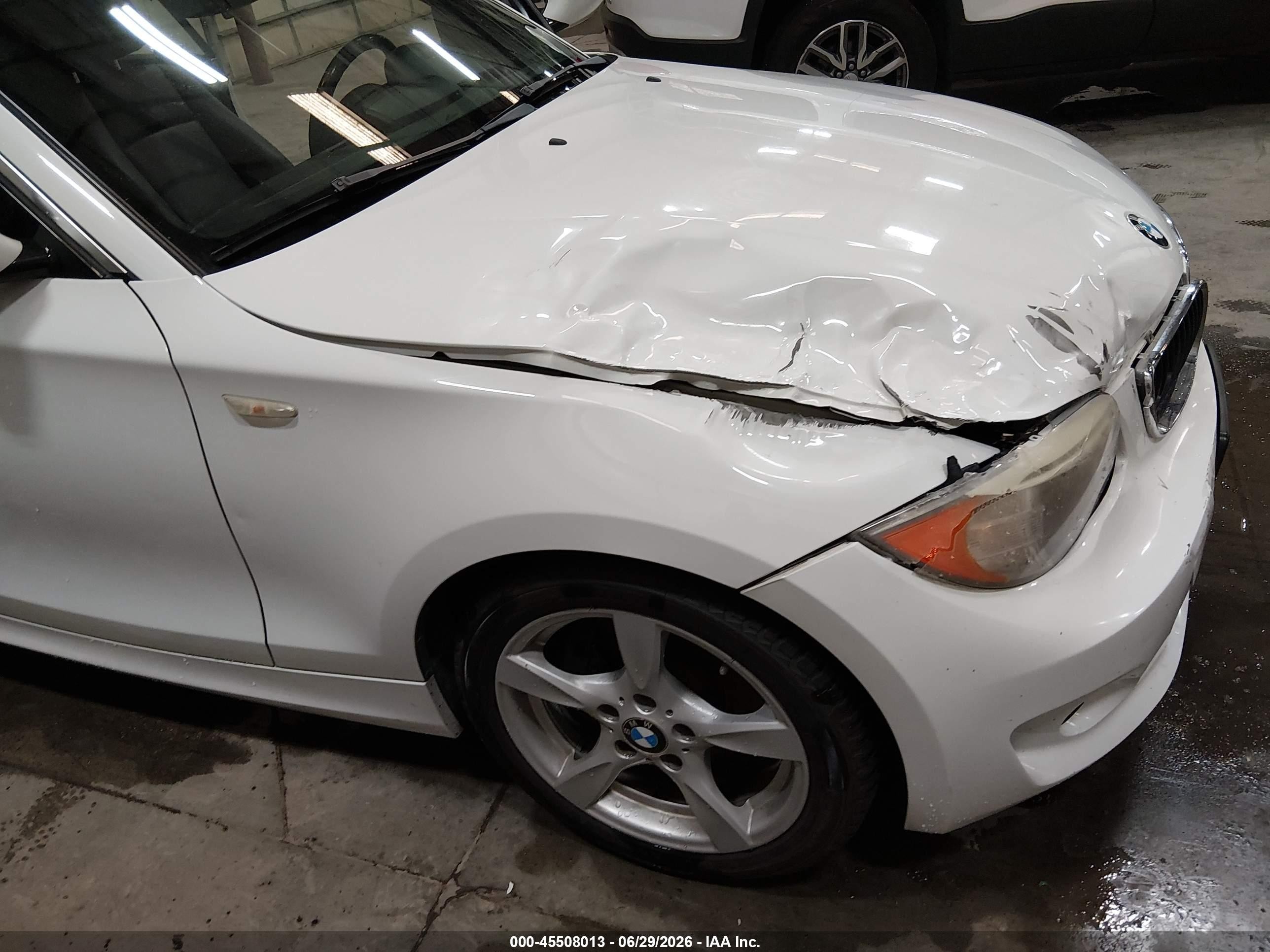 2013 Bmw 128i White vin: WBAUN1C52DVR00730