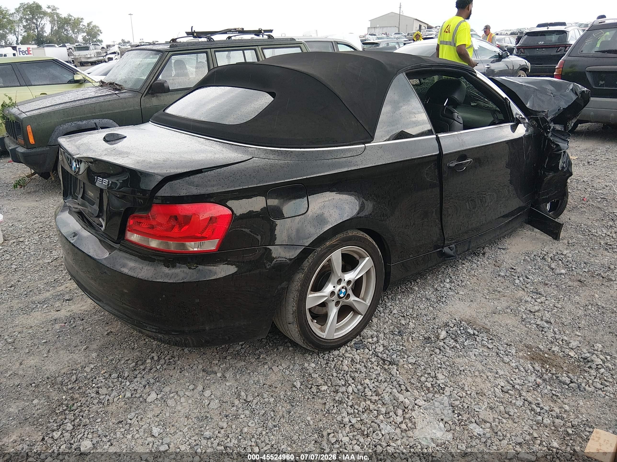 2012 Bmw 128i   Black vin: WBAUN1C53CVH84276