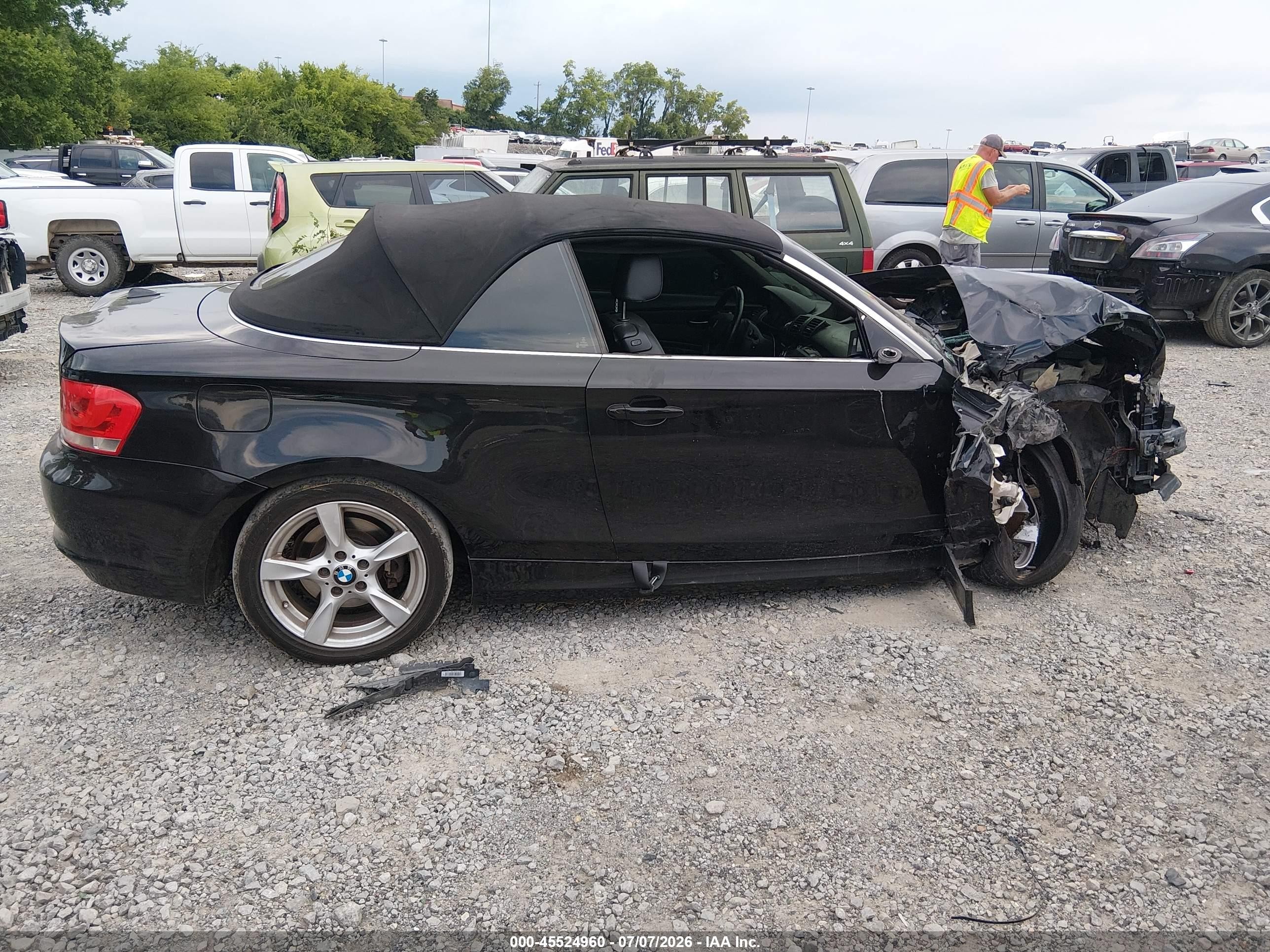 2012 Bmw 128i   Black vin: WBAUN1C53CVH84276