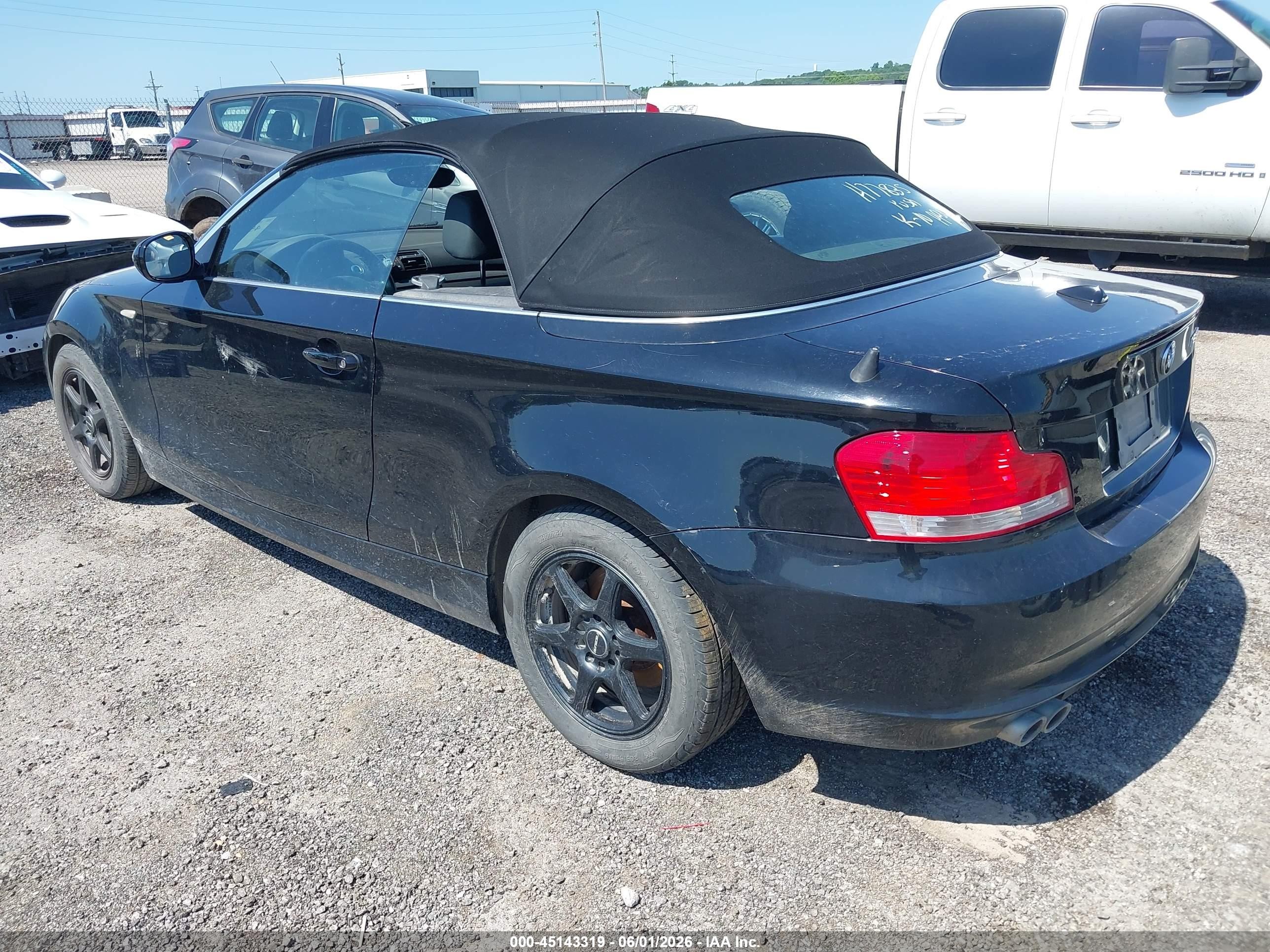 2010 Bmw 128i   Black vin: WBAUN1C54AVH77835