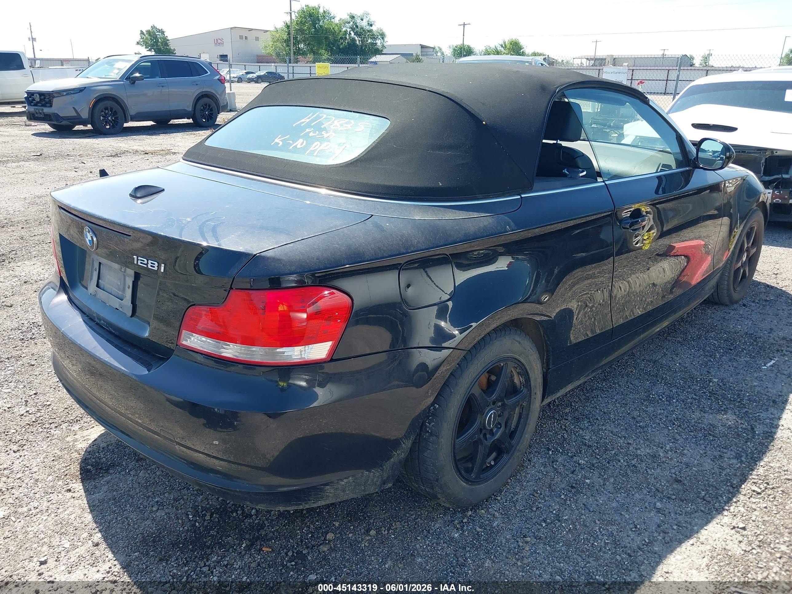 2010 Bmw 128i   Black vin: WBAUN1C54AVH77835