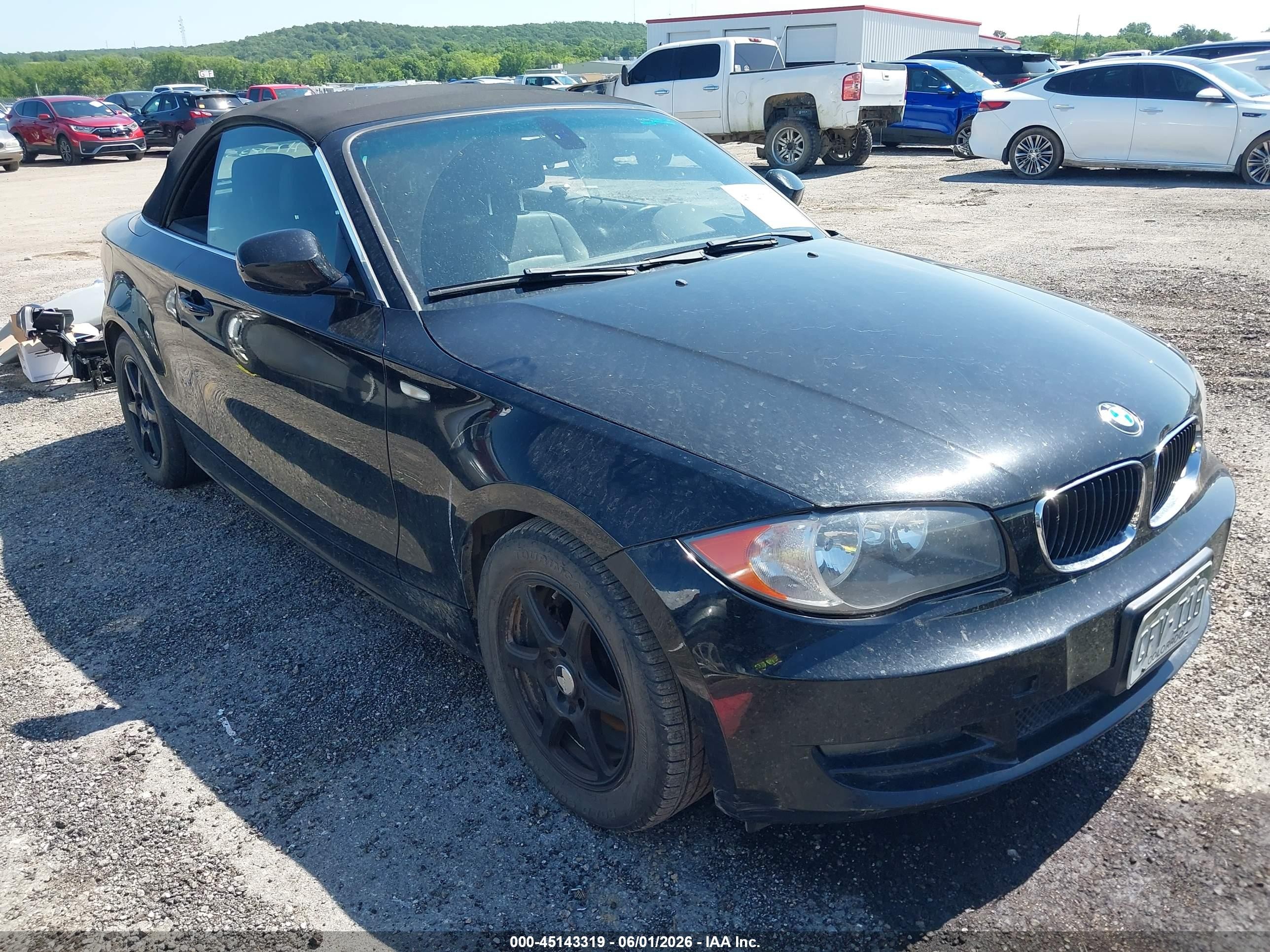 2010 Bmw 128i   Black vin: WBAUN1C54AVH77835