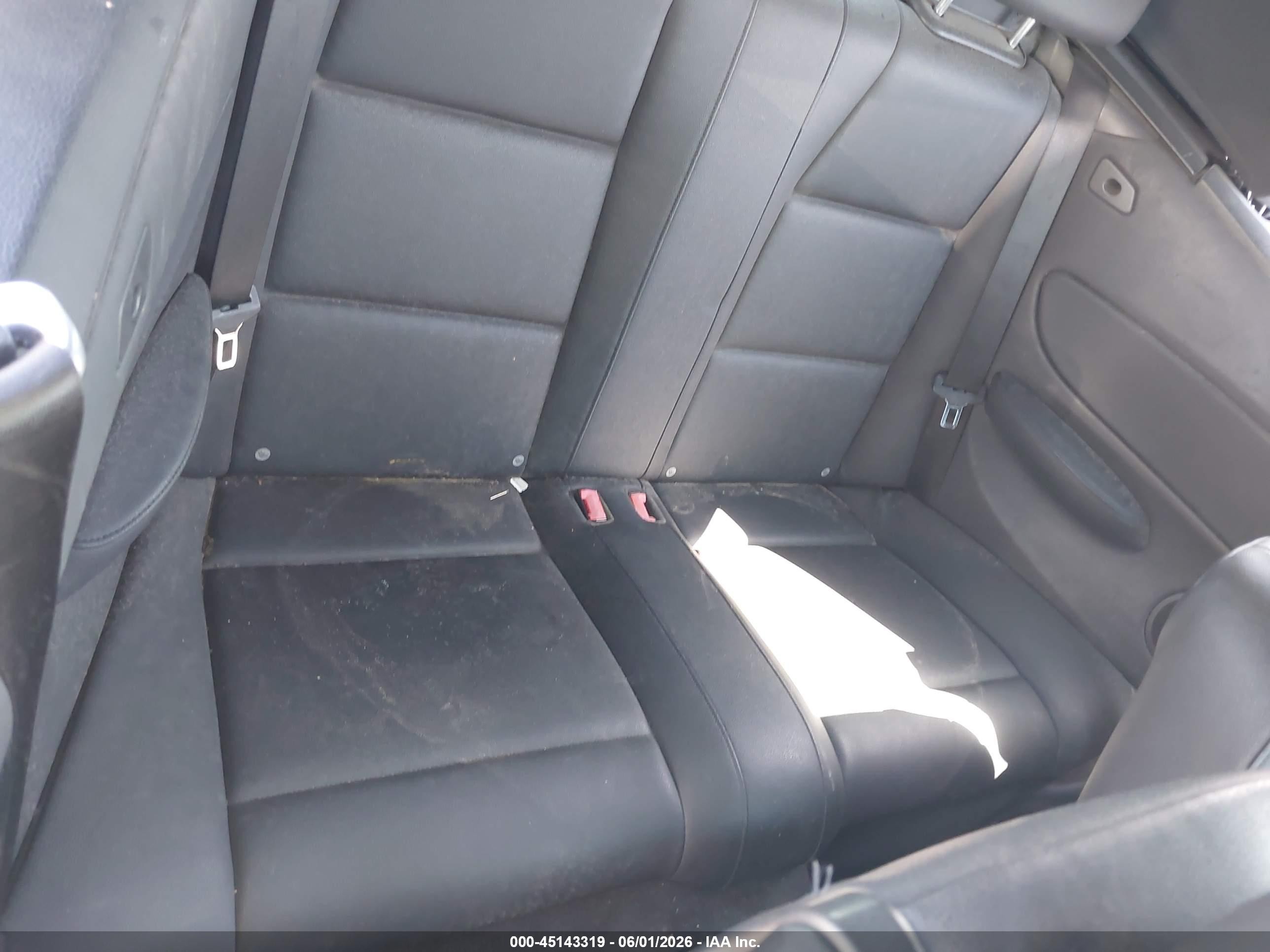 2010 Bmw 128i   Black vin: WBAUN1C54AVH77835