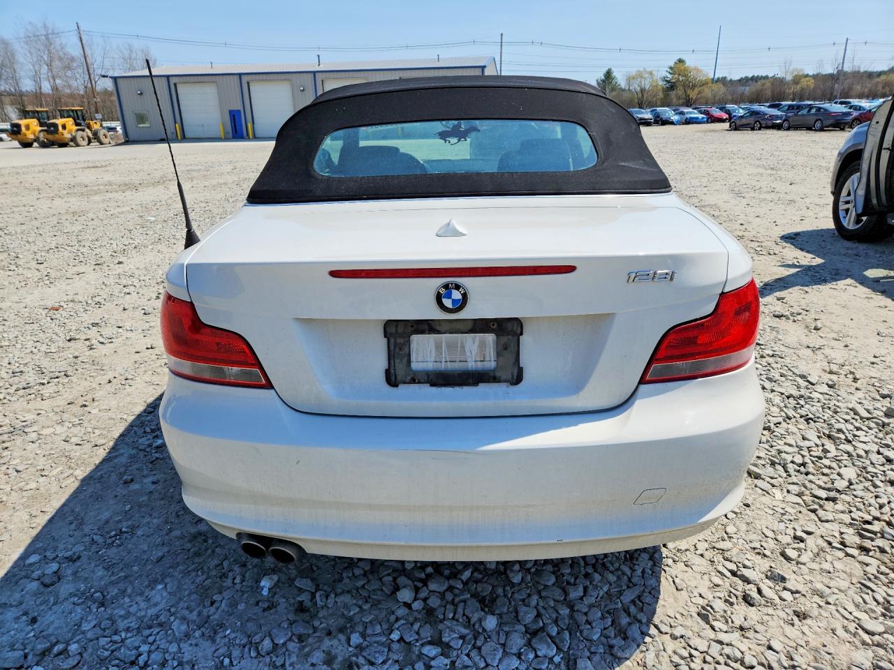 2012 Bmw 128 I White vin: WBAUN1C54CVH84402